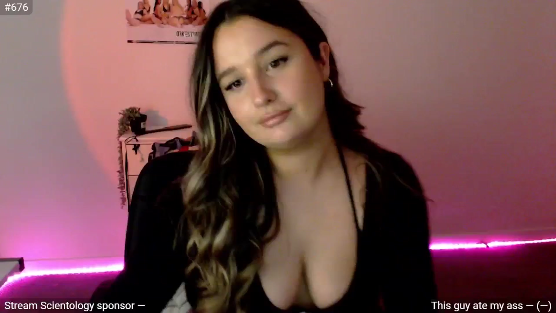 Gallery image thumbnail from StonksRoom's myfreecams stream on, 05/07/2024, 08:29 image 1 of 20