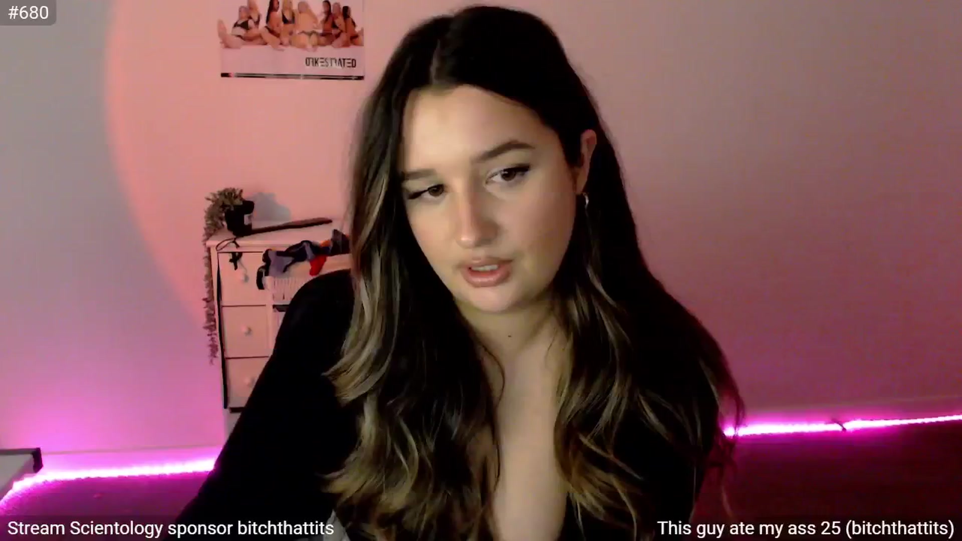 Gallery image thumbnail from StonksRoom's myfreecams stream on, 05/07/2024, 08:29 image 19 of 20