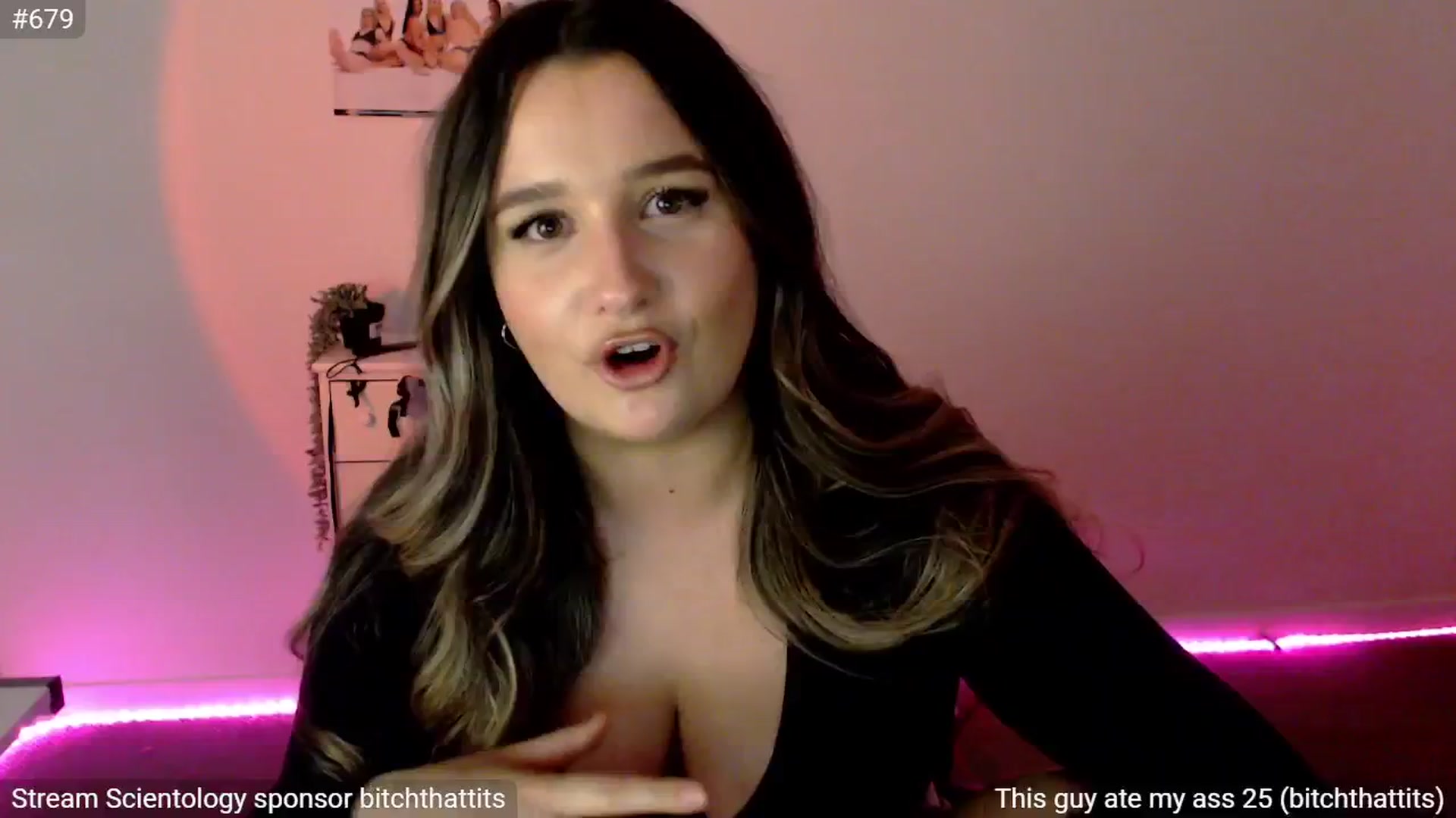 Gallery image thumbnail from StonksRoom's myfreecams stream on, 05/07/2024, 08:29 image 15 of 20