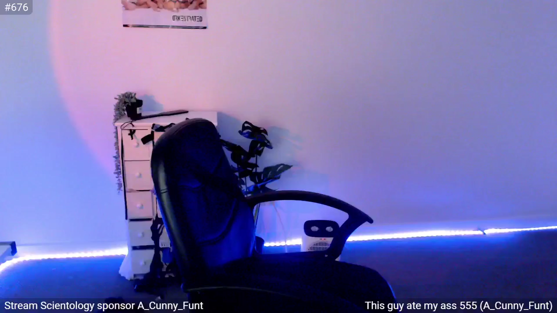 Gallery image thumbnail from StonksRoom's myfreecams stream on, 05/08/2024, 11:32 image 11 of 20