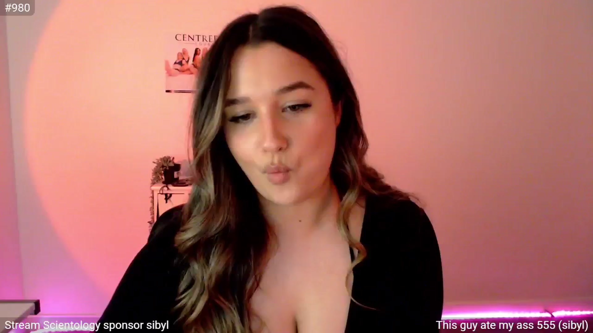 Gallery image thumbnail from StonksRoom's myfreecams stream on, 05/16/2024, 09:08 image 8 of 20