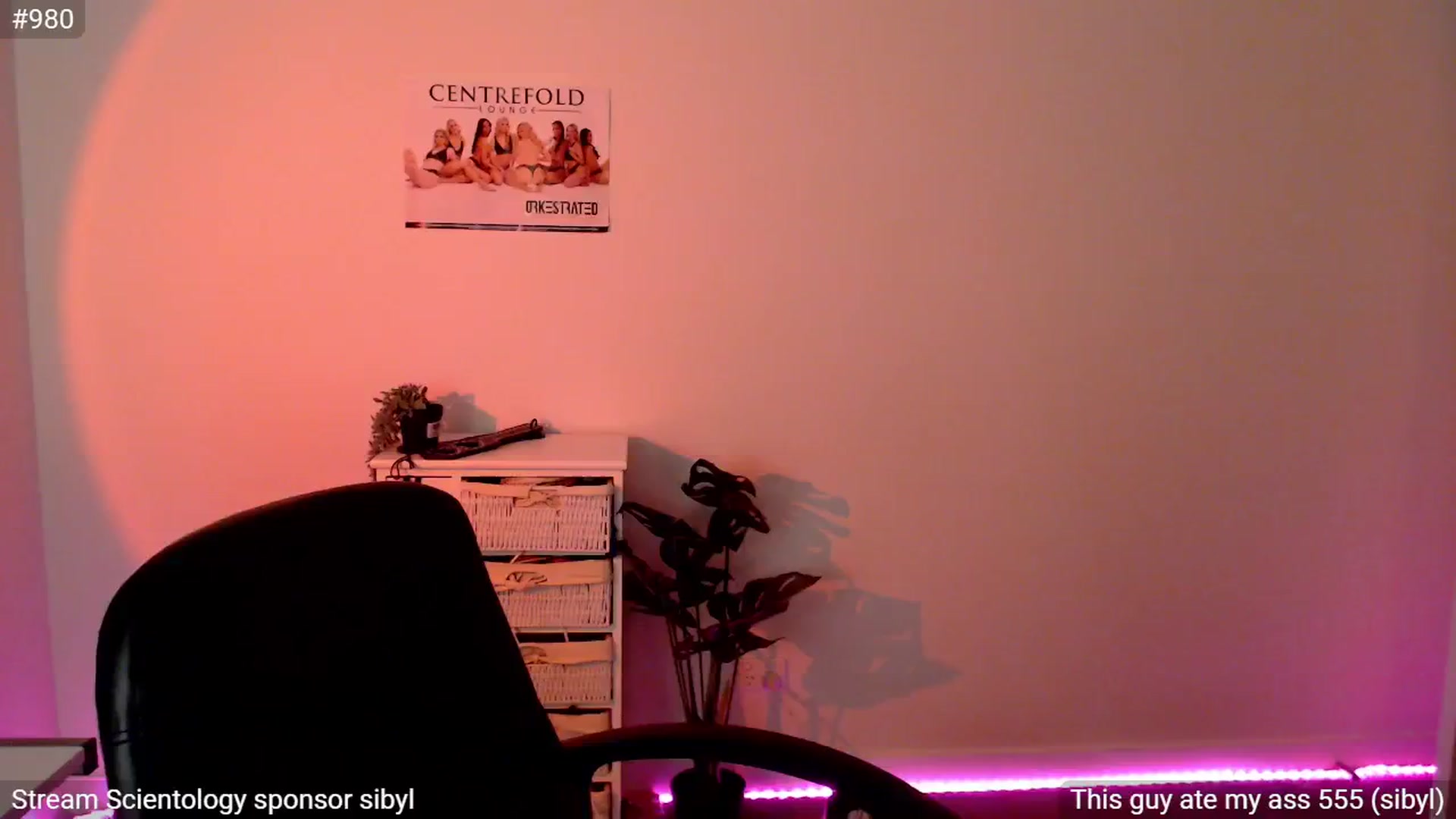 Gallery image thumbnail from StonksRoom's myfreecams stream on, 05/16/2024, 09:08 image 11 of 20