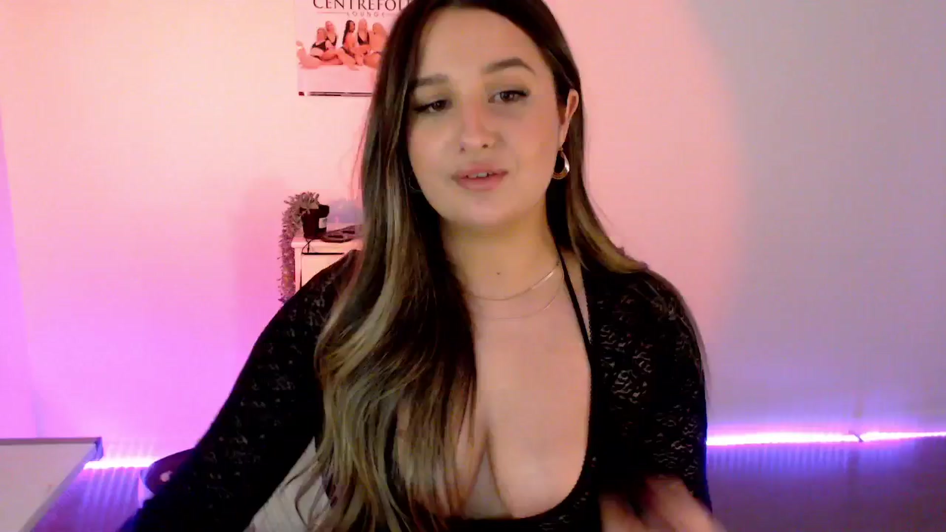 Gallery image thumbnail from StonksRoom's myfreecams stream on, 06/06/2024, 15:02 image 7 of 20
