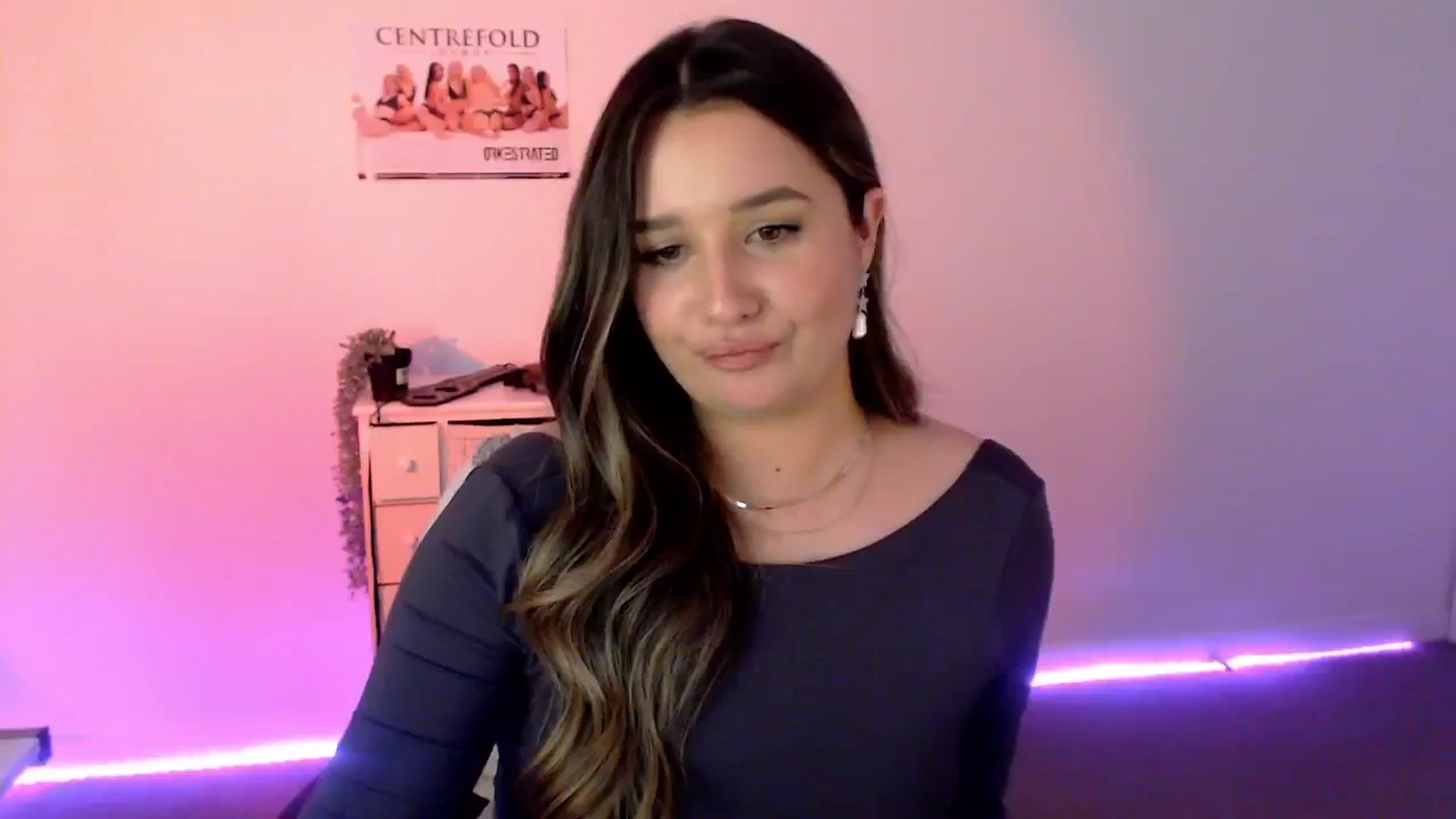 Gallery image thumbnail from StonksRoom's myfreecams stream on, 06/09/2024, 14:16 image 9 of 20