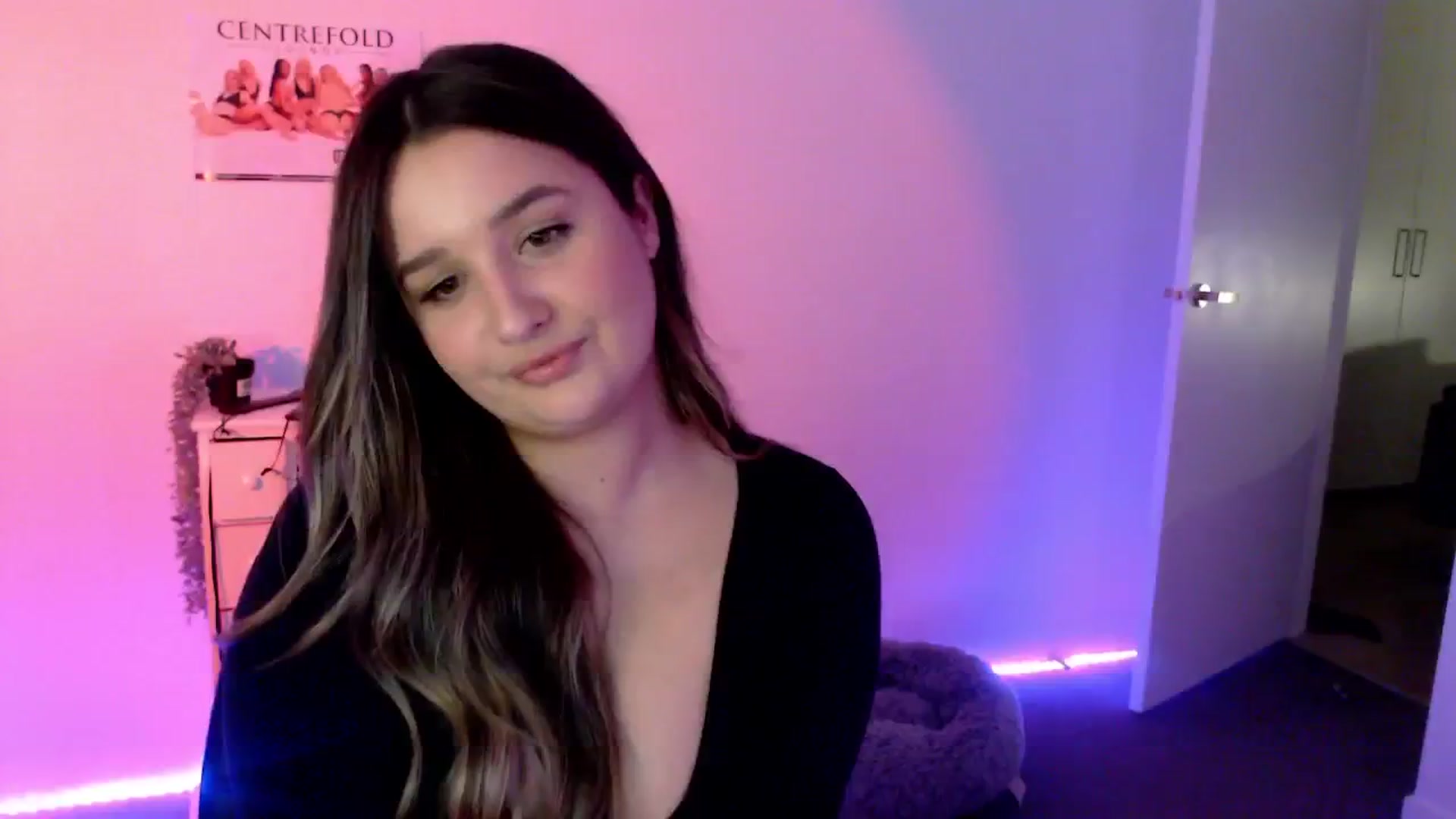 Gallery image thumbnail from StonksRoom's myfreecams stream on, 06/13/2024, 14:36 image 8 of 20