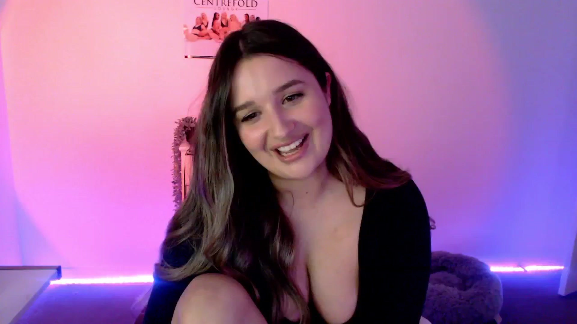 Gallery image thumbnail from StonksRoom's myfreecams stream on, 06/13/2024, 14:36 image 16 of 20