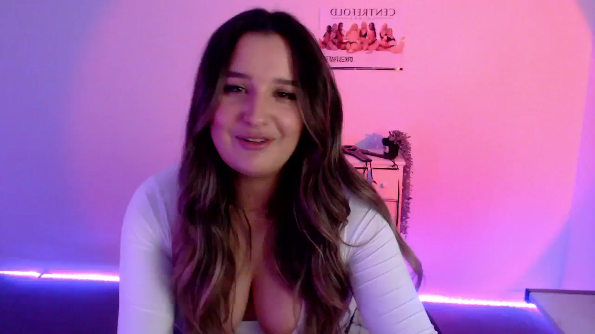 Gallery image thumbnail from StonksRoom's myfreecams stream on, 06/14/2024, 09:52 image 4 of 20