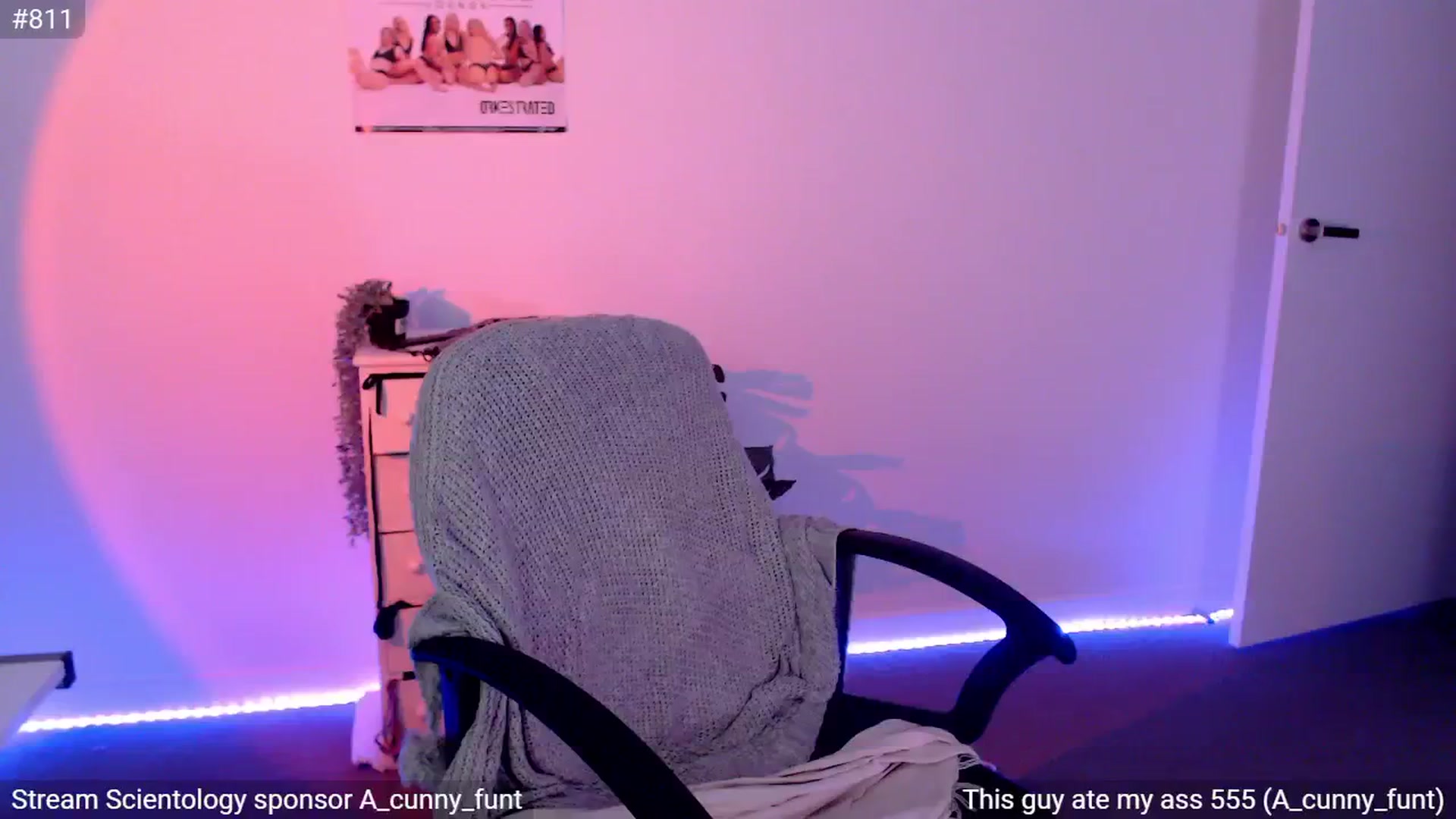 Gallery image thumbnail from StonksRoom's myfreecams stream on, 06/22/2024, 10:59 image 7 of 20