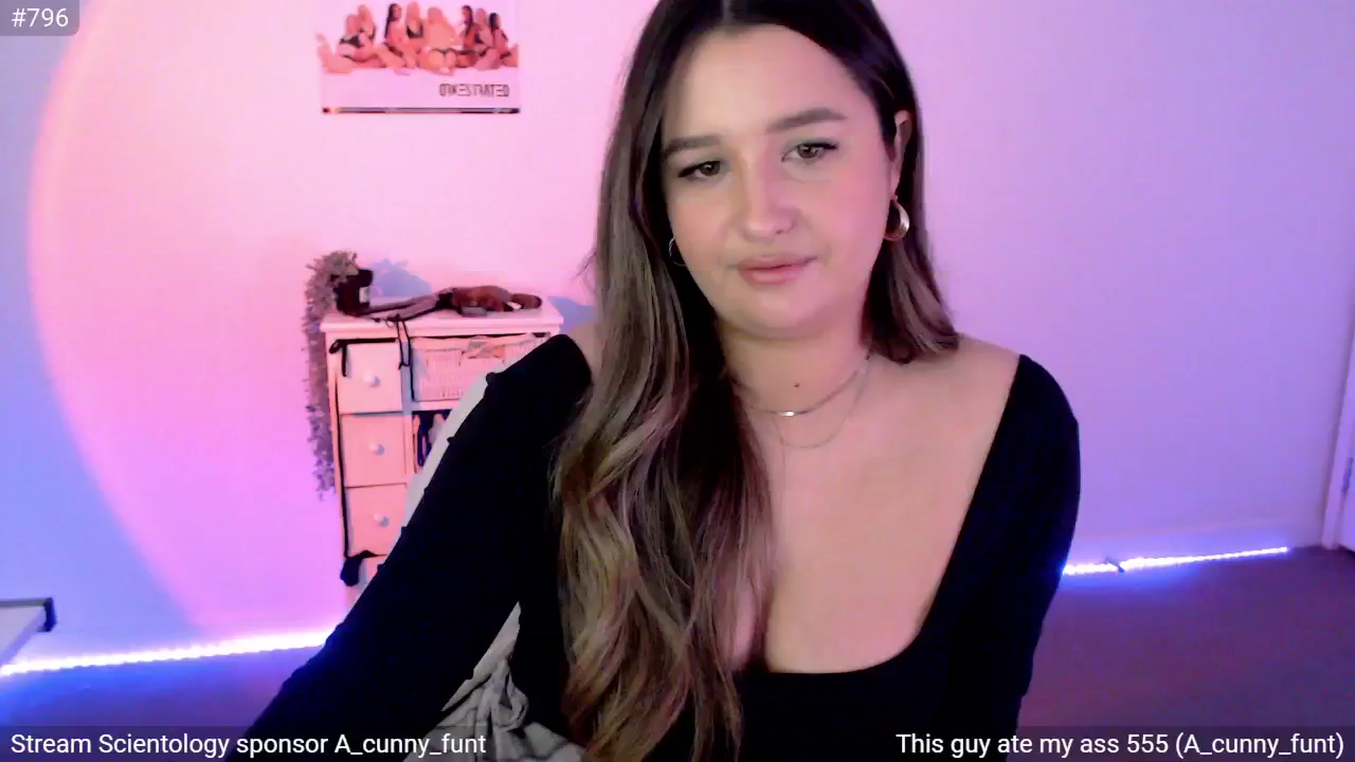 Gallery image thumbnail from StonksRoom's myfreecams stream on, 06/22/2024, 14:00 image 6 of 20