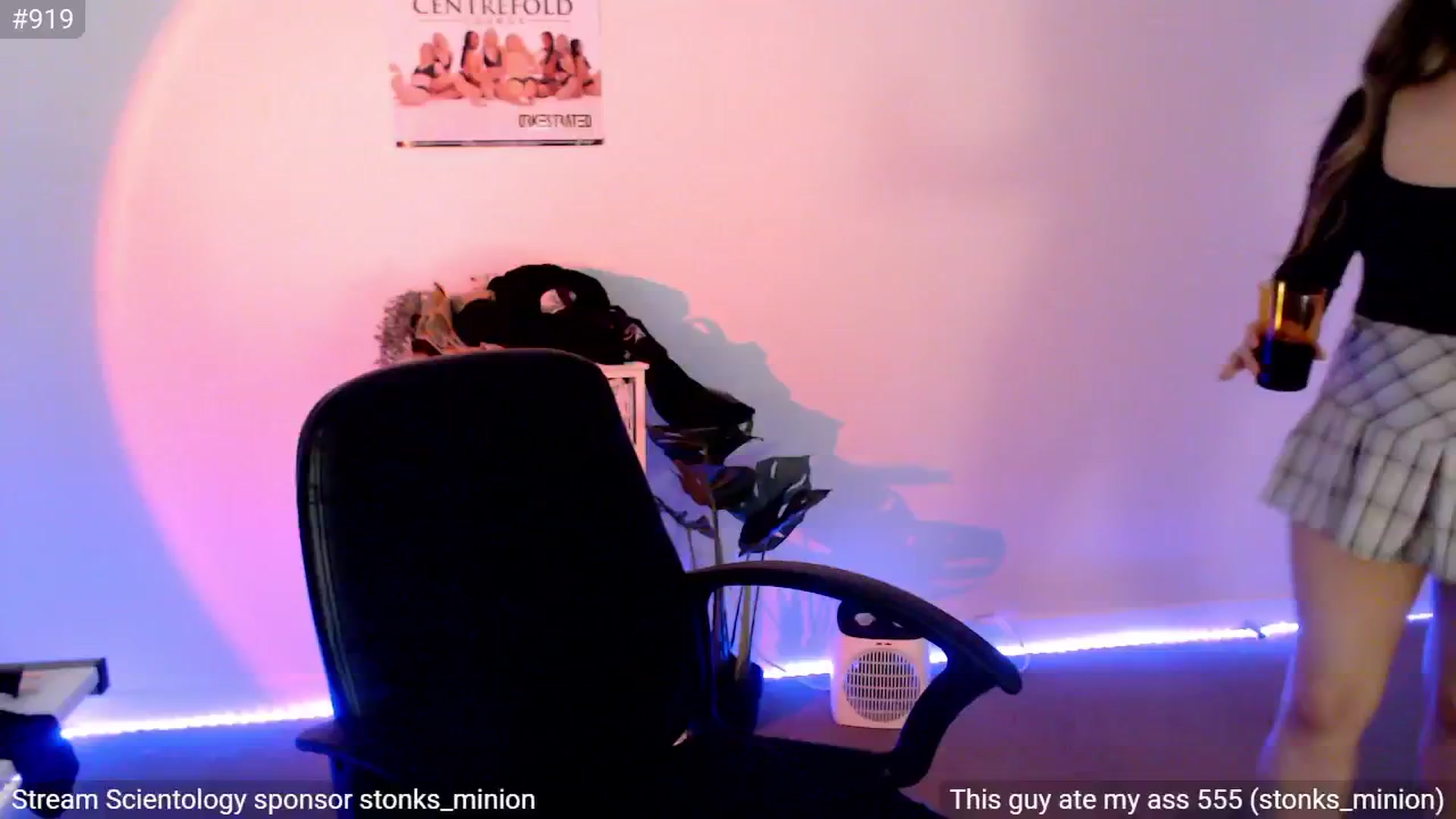 Gallery image thumbnail from StonksRoom's myfreecams stream on, 06/26/2024, 10:09 image 19 of 20
