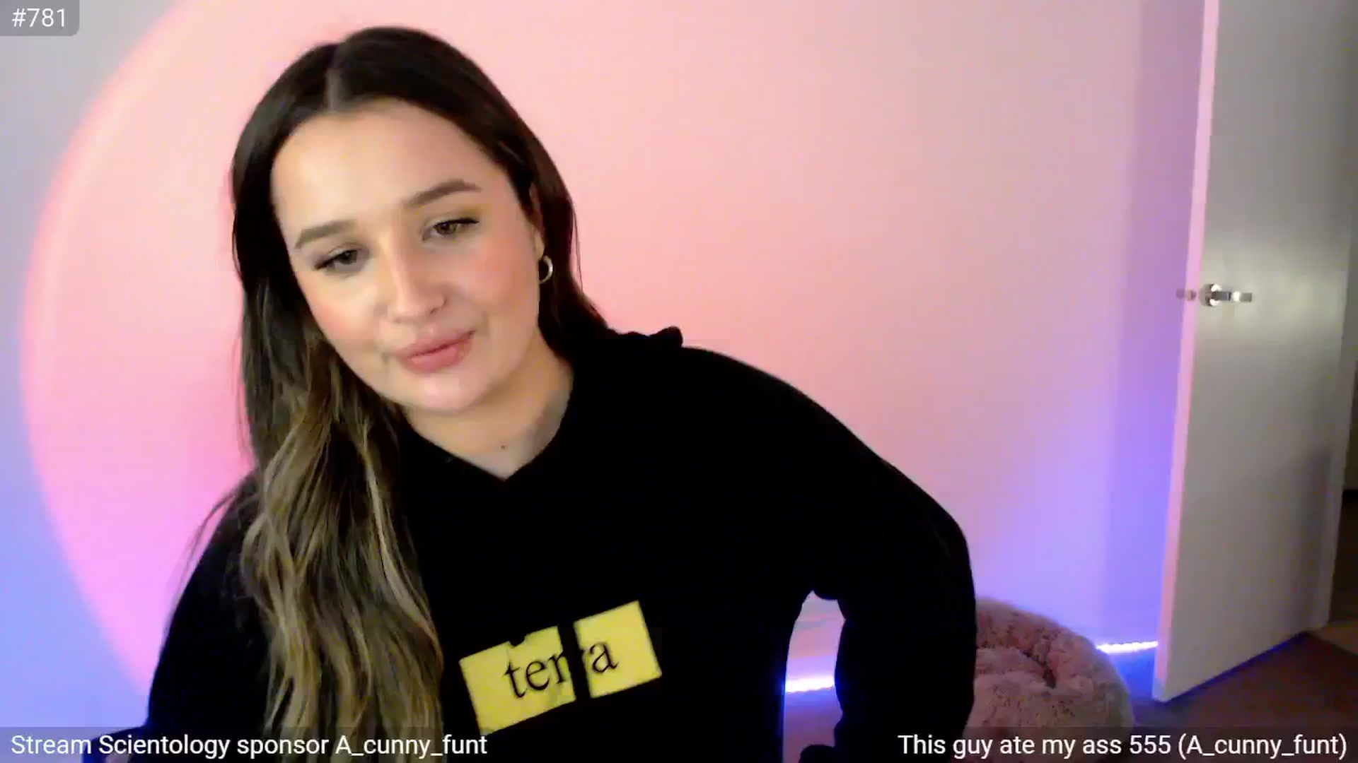 Gallery image thumbnail from StonksRoom's myfreecams stream on, 06/28/2024, 16:07 image 10 of 20