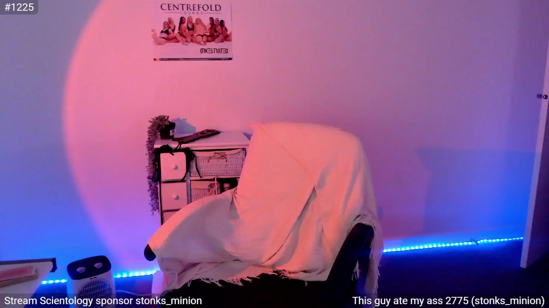 Gallery image thumbnail from StonksRoom's myfreecams stream on, 07/03/2024, 11:25 image 14 of 20