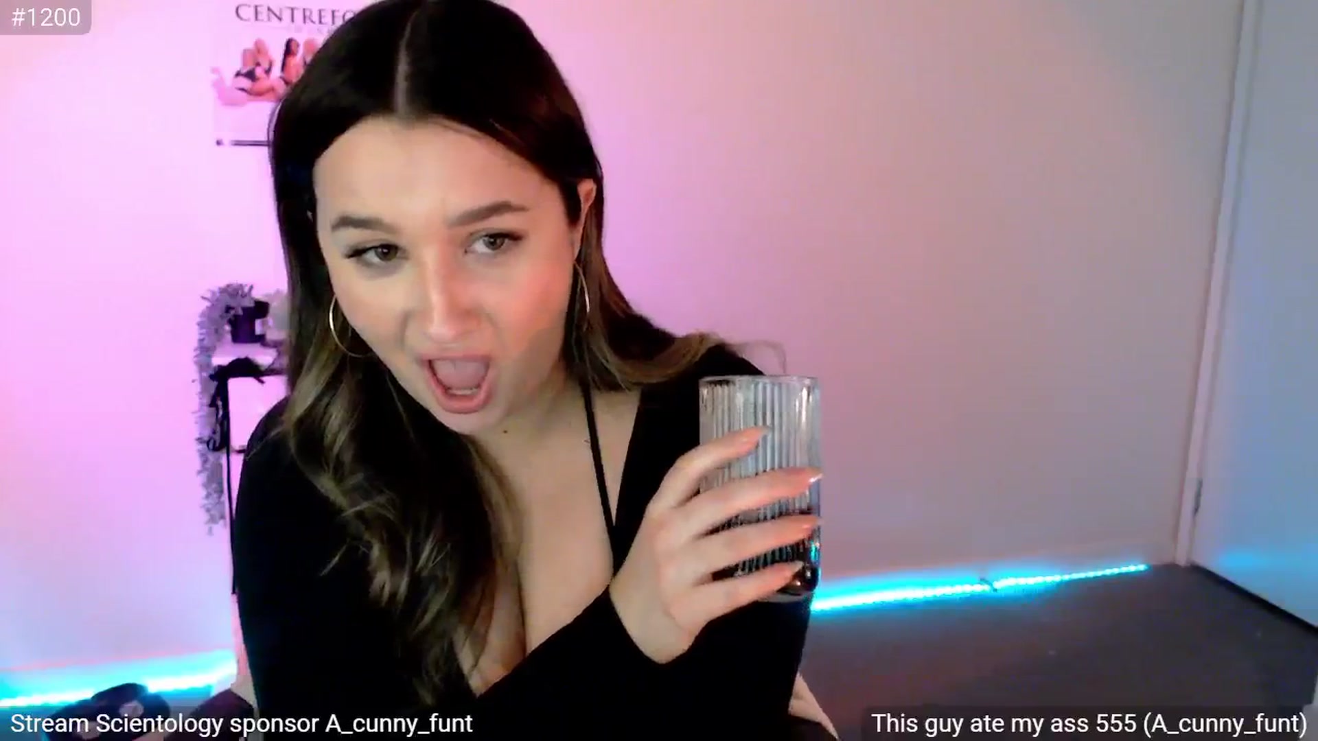 Gallery image thumbnail from StonksRoom's myfreecams stream on, 07/04/2024, 12:02 image 8 of 20