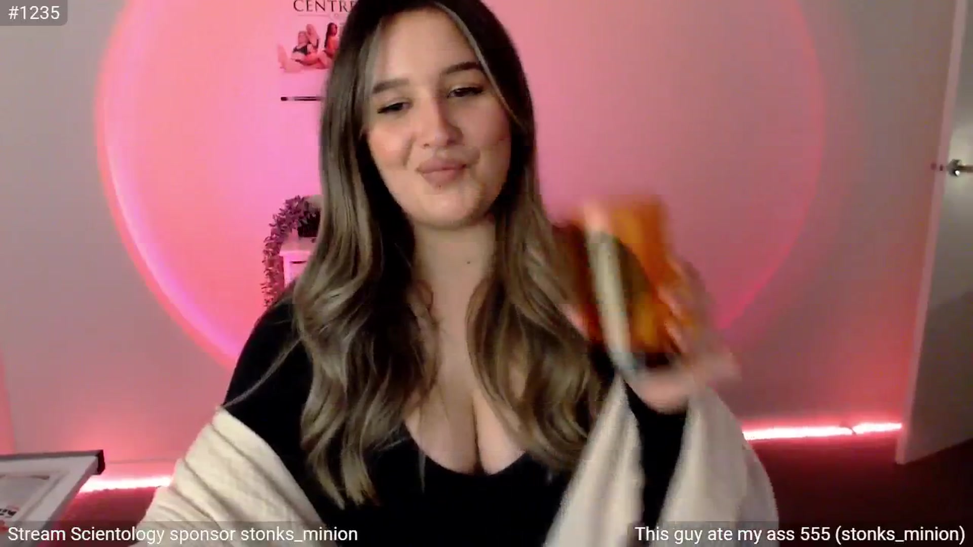 Gallery image thumbnail from StonksRoom's myfreecams stream on, 07/11/2024, 09:13 image 18 of 20