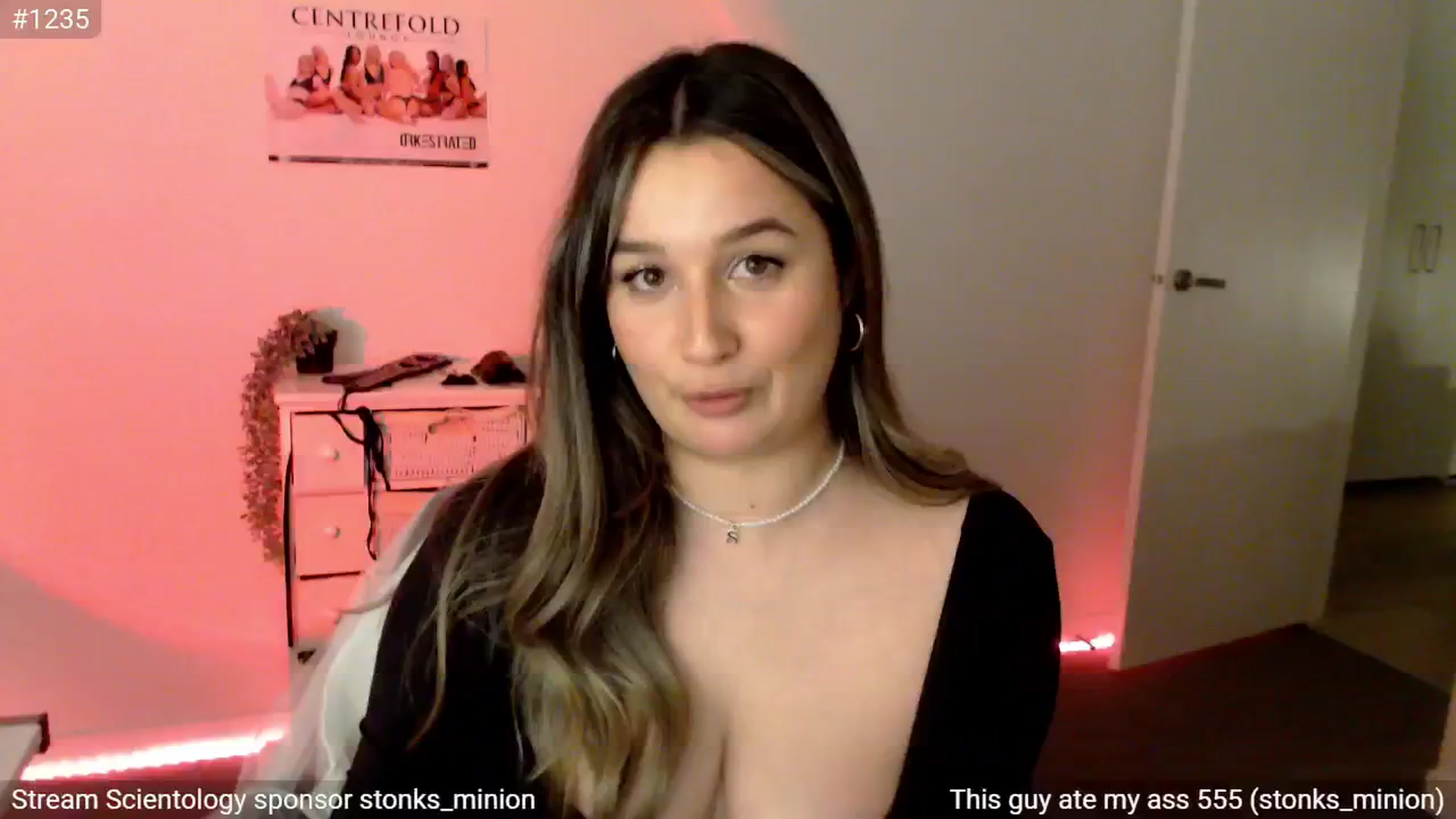 Gallery image thumbnail from StonksRoom's myfreecams stream on, 07/12/2024, 10:27 image 15 of 20