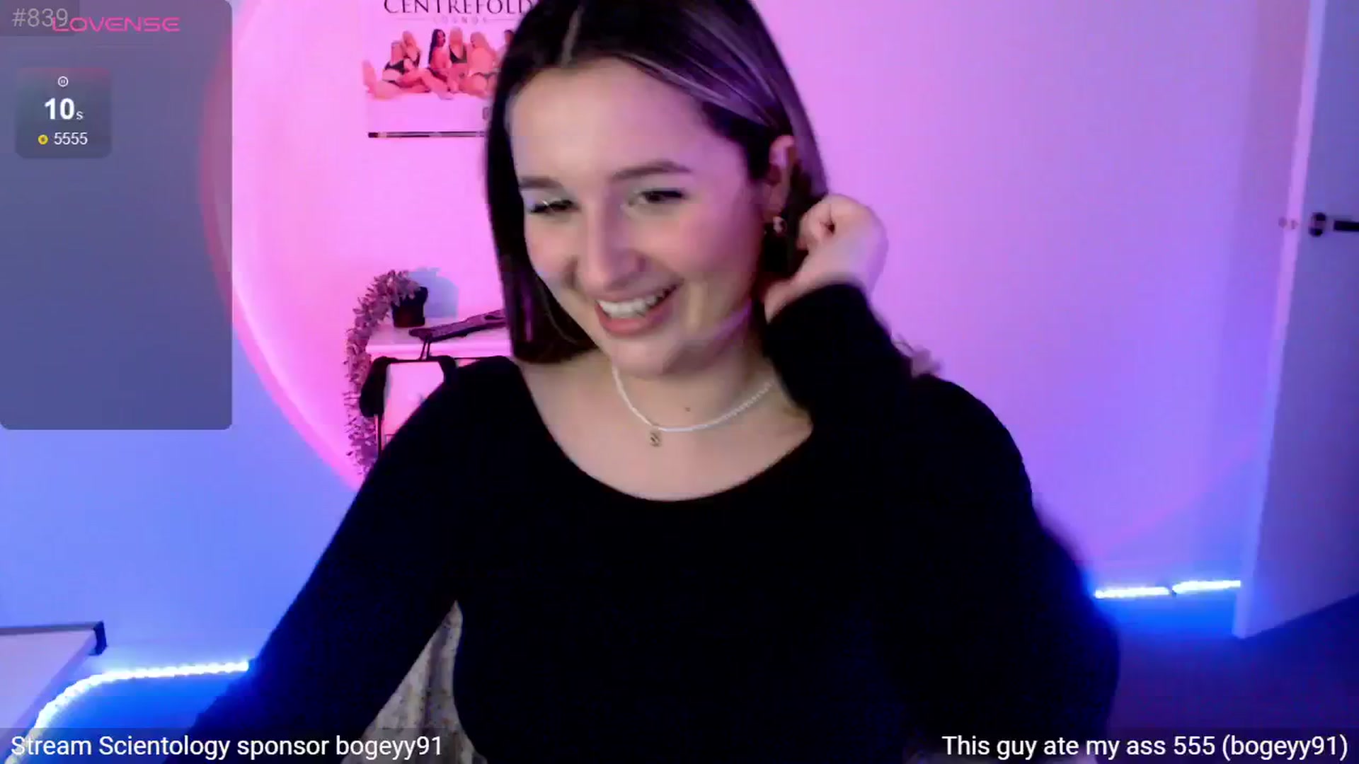 Gallery image thumbnail from StonksRoom's myfreecams stream on, 07/13/2024, 14:22 image 15 of 20