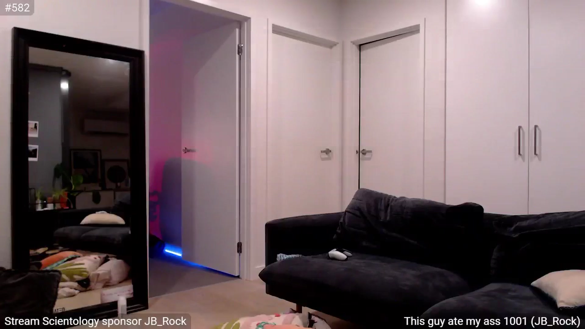 Gallery image thumbnail from StonksRoom's myfreecams stream on, 07/18/2024, 13:50 image 2 of 20