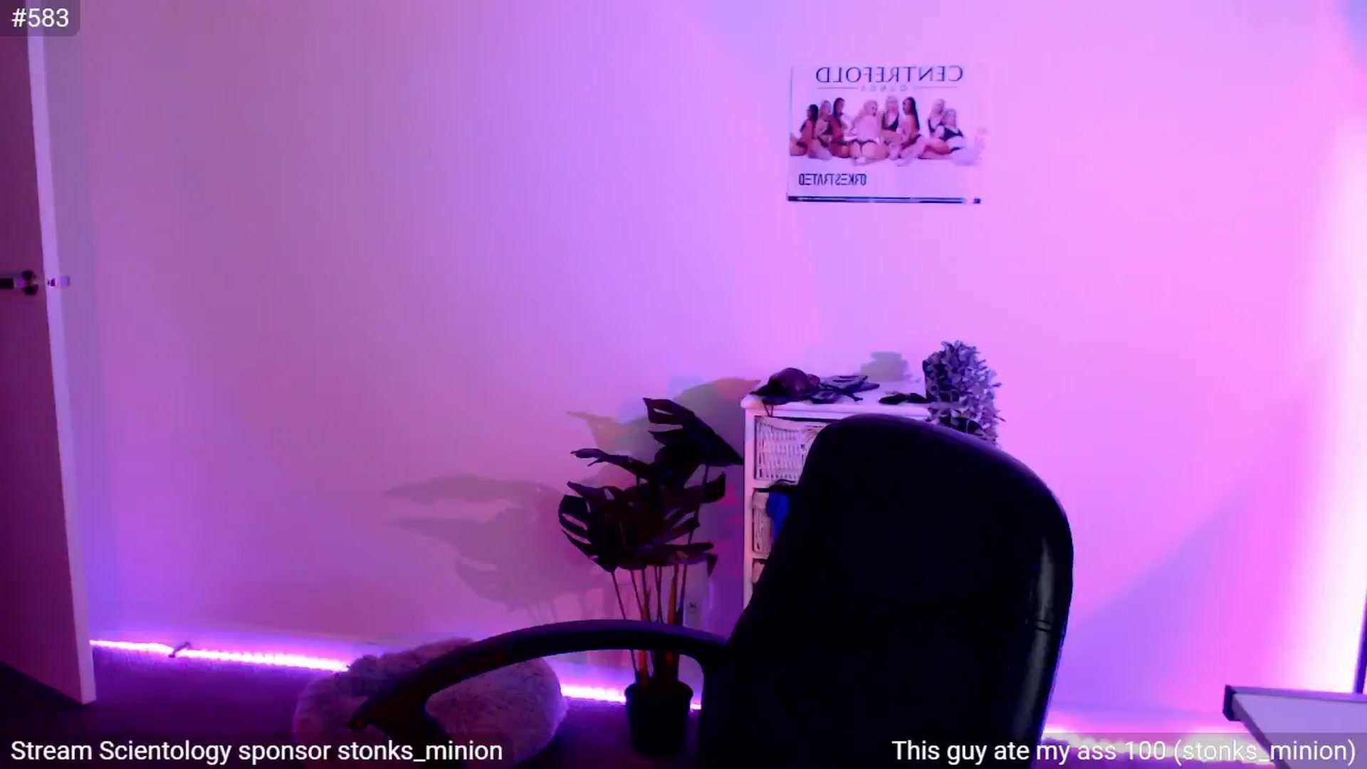 Gallery image thumbnail from StonksRoom's myfreecams stream on, 07/22/2024, 09:10 image 12 of 20