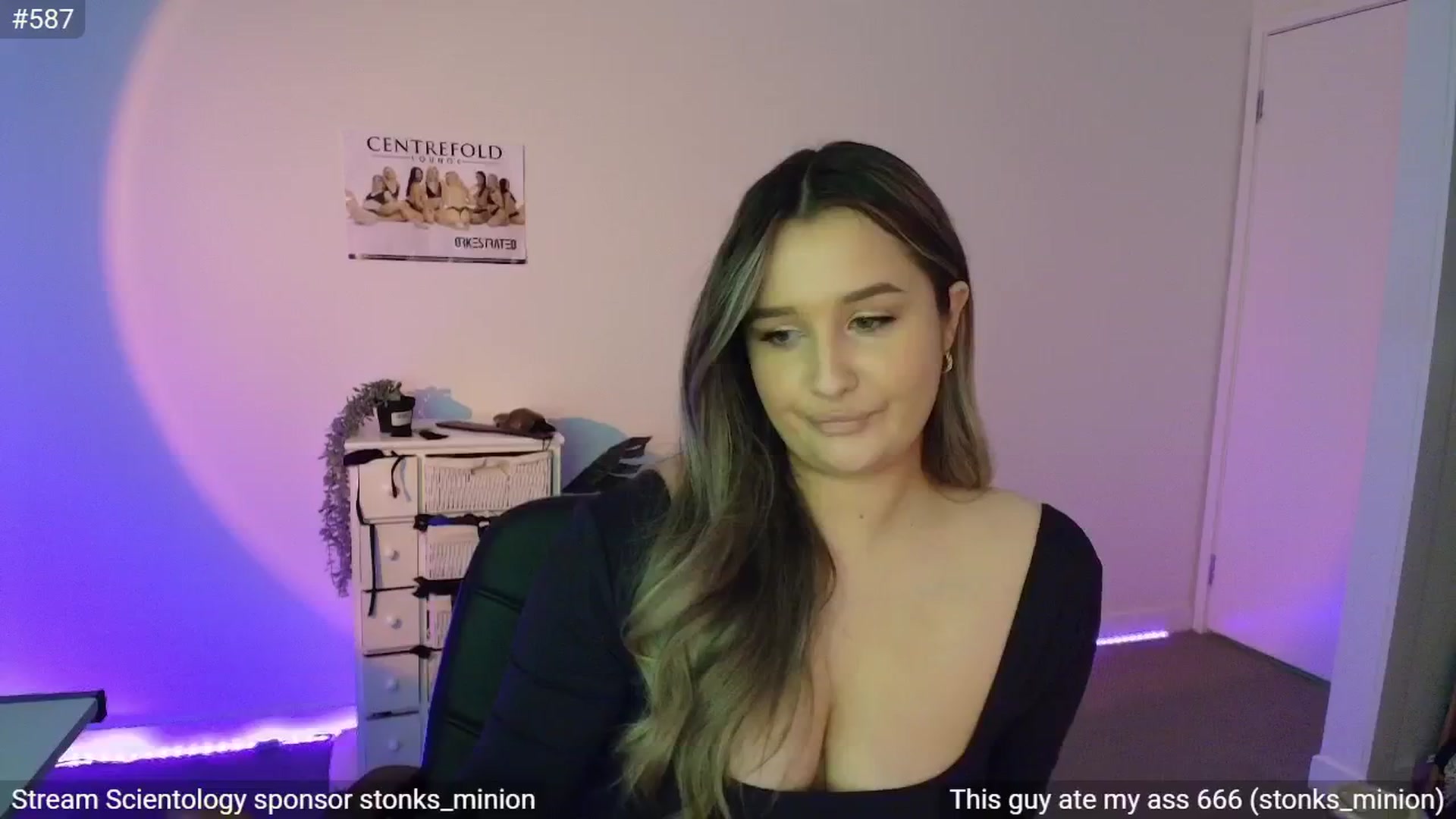 Gallery image thumbnail from StonksRoom's myfreecams stream on, 07/27/2024, 10:31 image 5 of 20