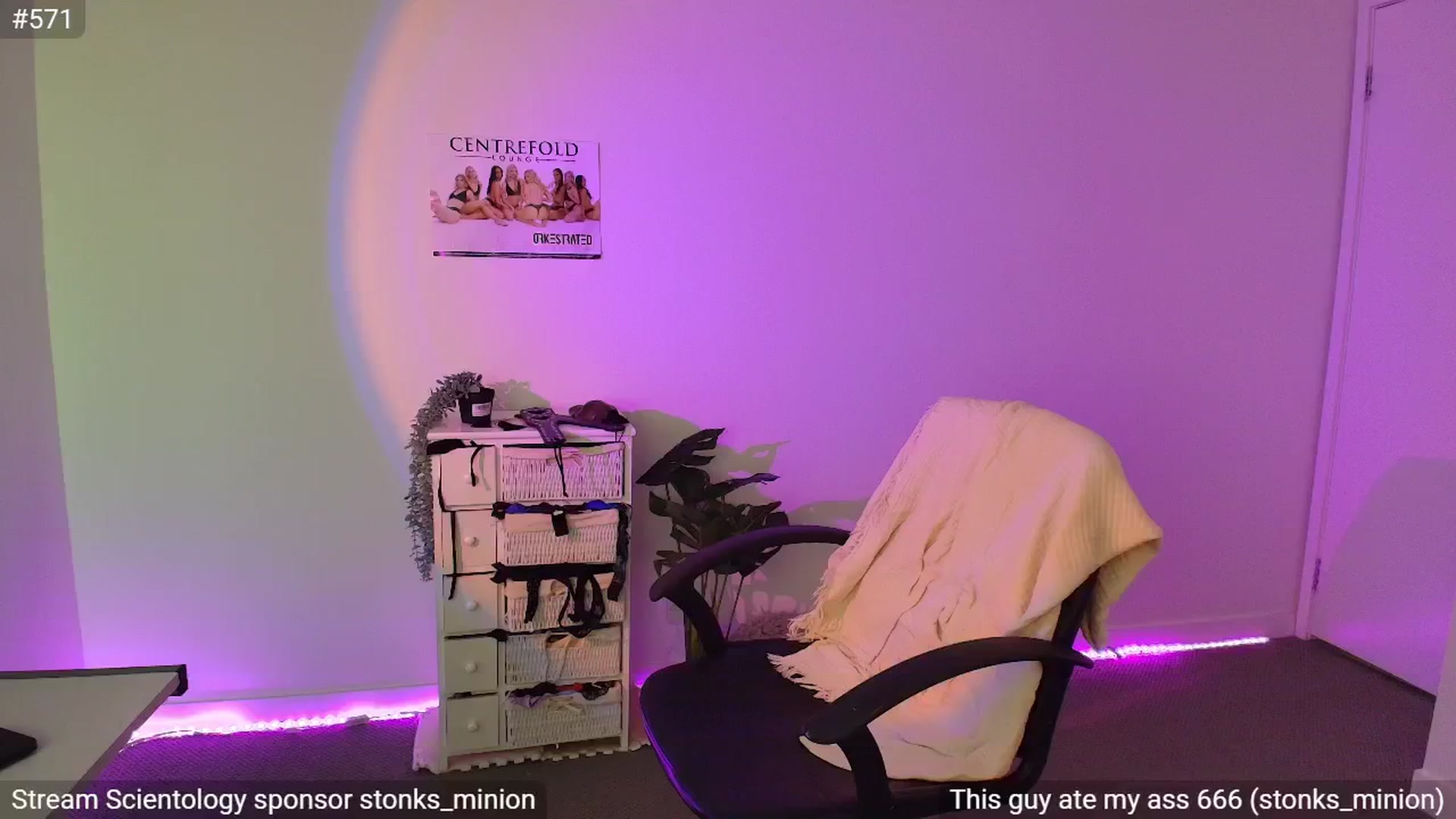 Gallery image thumbnail from StonksRoom's myfreecams stream on, 07/28/2024, 11:11 image 9 of 20