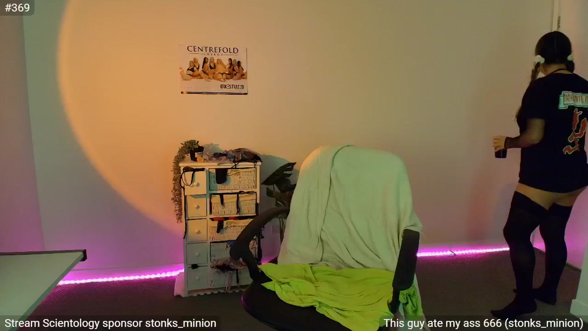 Gallery image thumbnail from StonksRoom's myfreecams stream on, 08/03/2024, 10:17 image 6 of 20