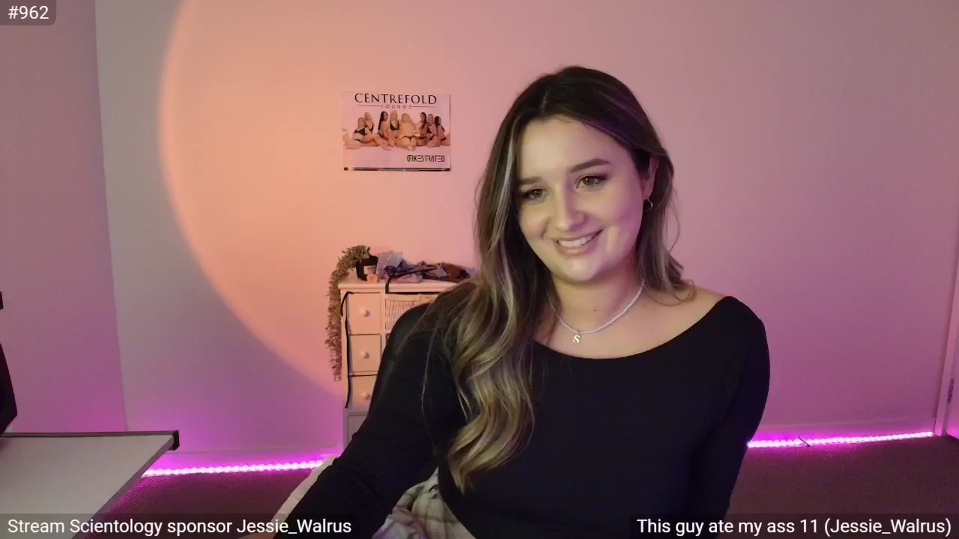 Gallery image thumbnail from StonksRoom's myfreecams stream on, 08/07/2024, 09:58 image 6 of 20