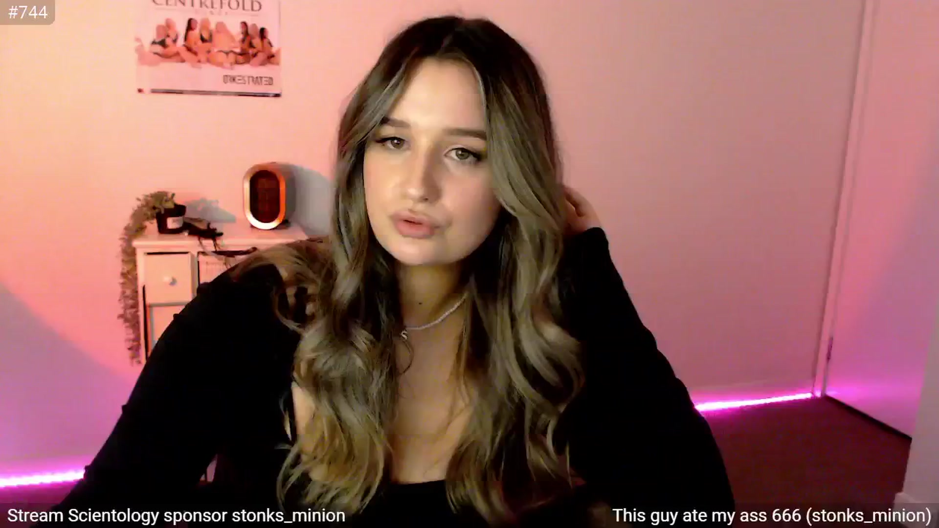 Gallery image thumbnail from StonksRoom's myfreecams stream on, 08/11/2024, 12:17 image 12 of 20