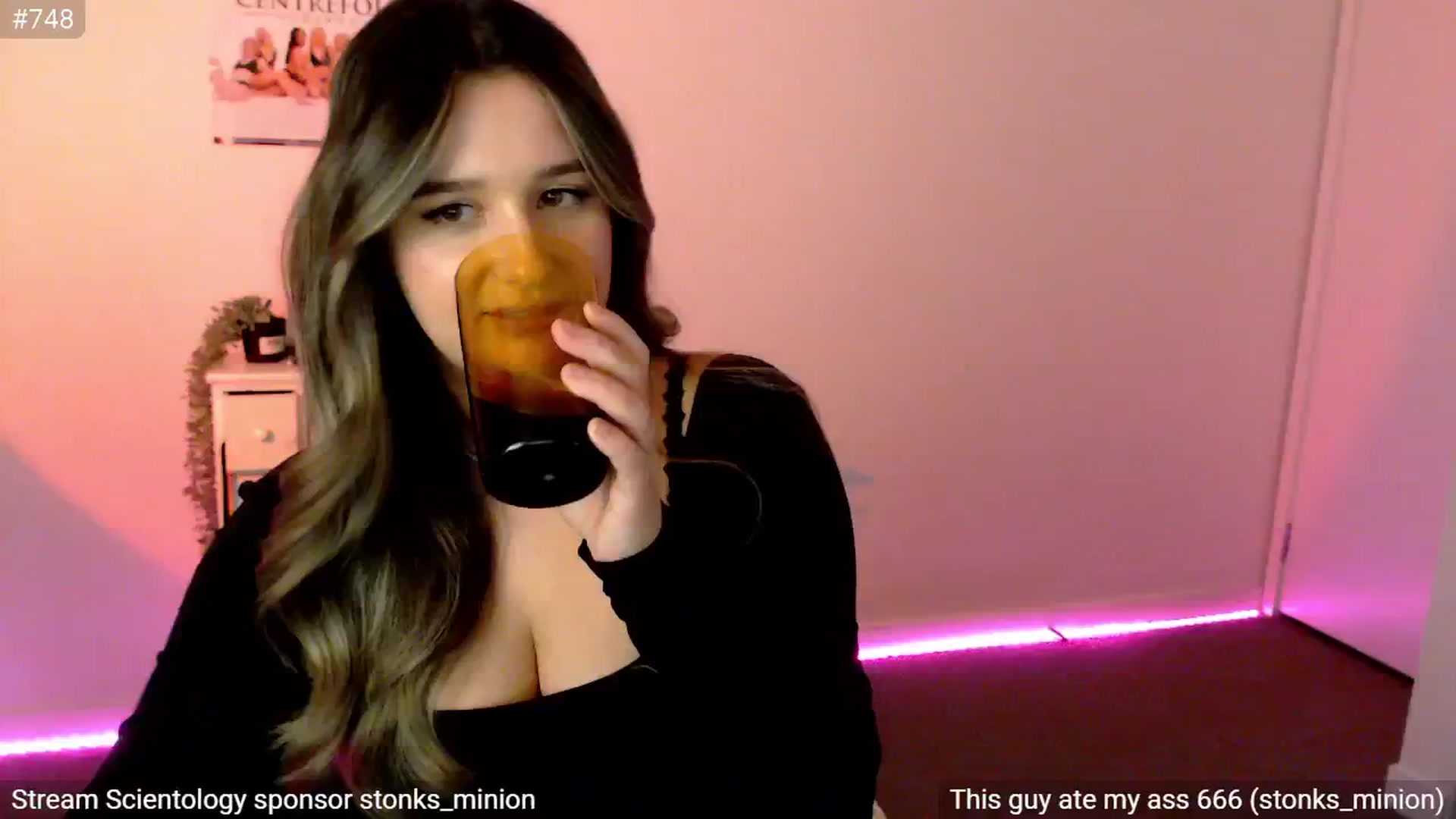 Gallery image thumbnail from StonksRoom's myfreecams stream on, 08/11/2024, 12:17 image 11 of 20