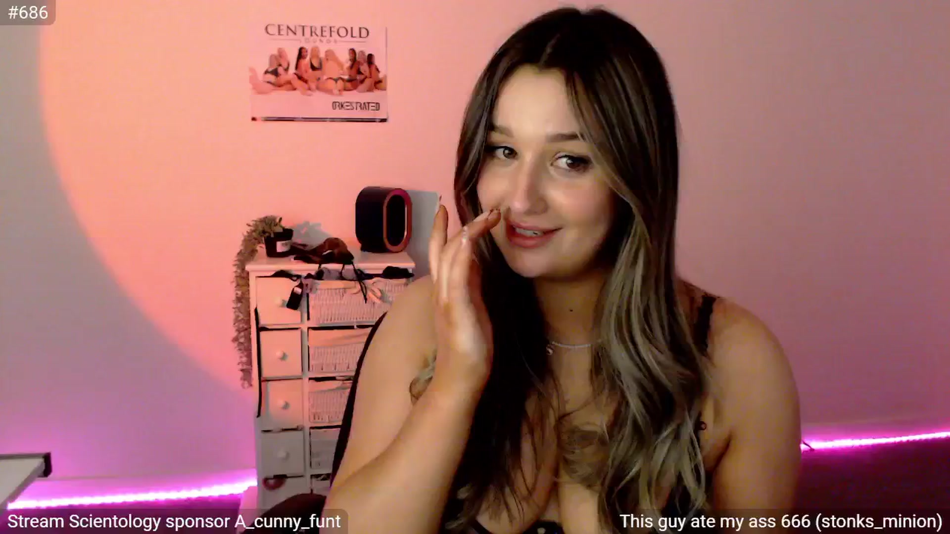 Gallery image thumbnail from StonksRoom's myfreecams stream on, 08/14/2024, 13:20 image 16 of 20