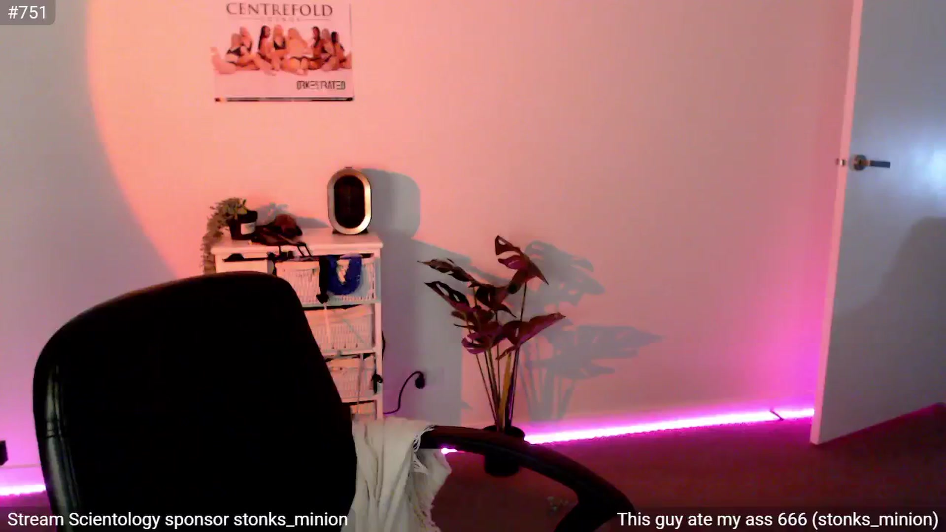 Gallery image thumbnail from StonksRoom's myfreecams stream on, 08/16/2024, 15:14 image 6 of 20