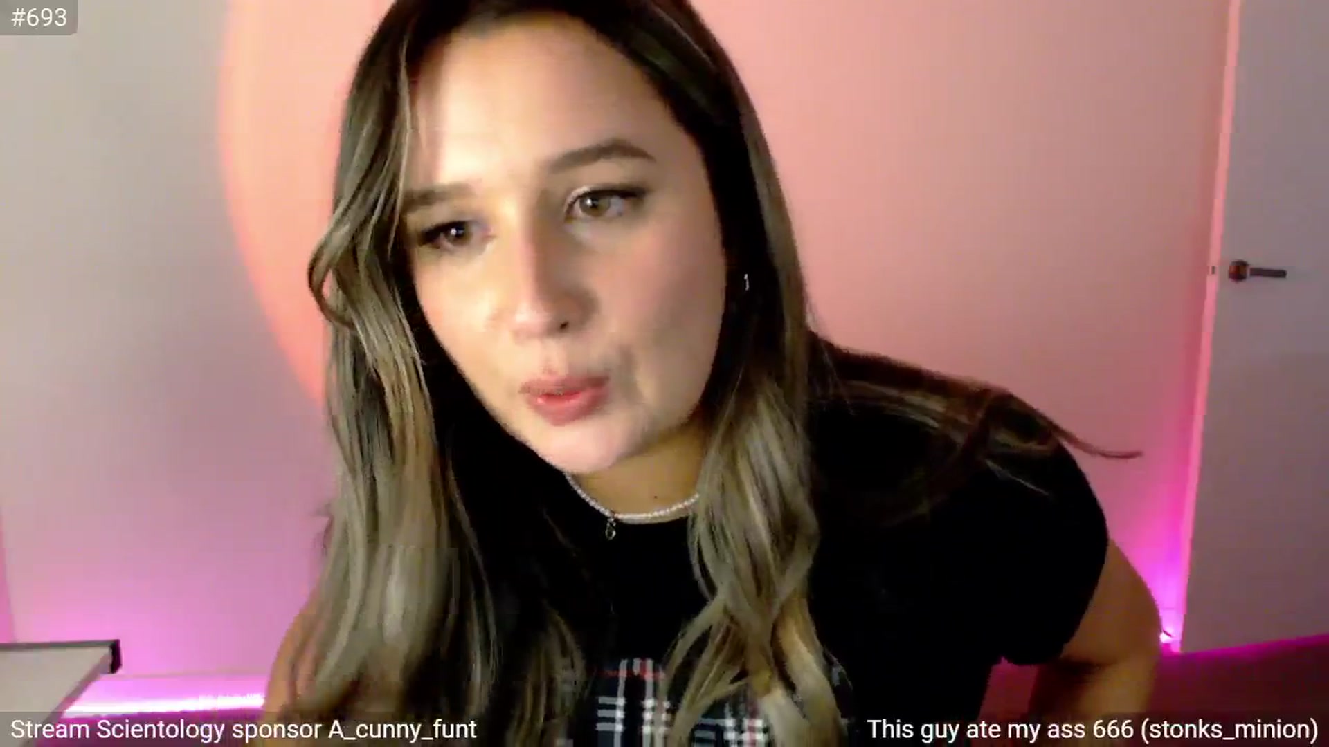 Gallery image thumbnail from StonksRoom's myfreecams stream on, 08/16/2024, 15:14 image 12 of 20