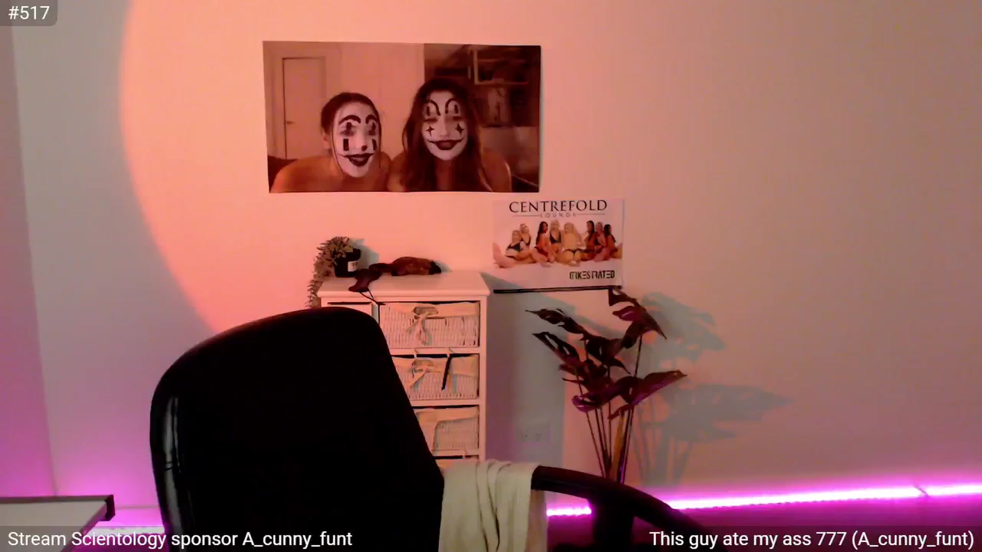 Gallery image thumbnail from StonksRoom's myfreecams stream on, 08/24/2024, 15:59 image 18 of 20