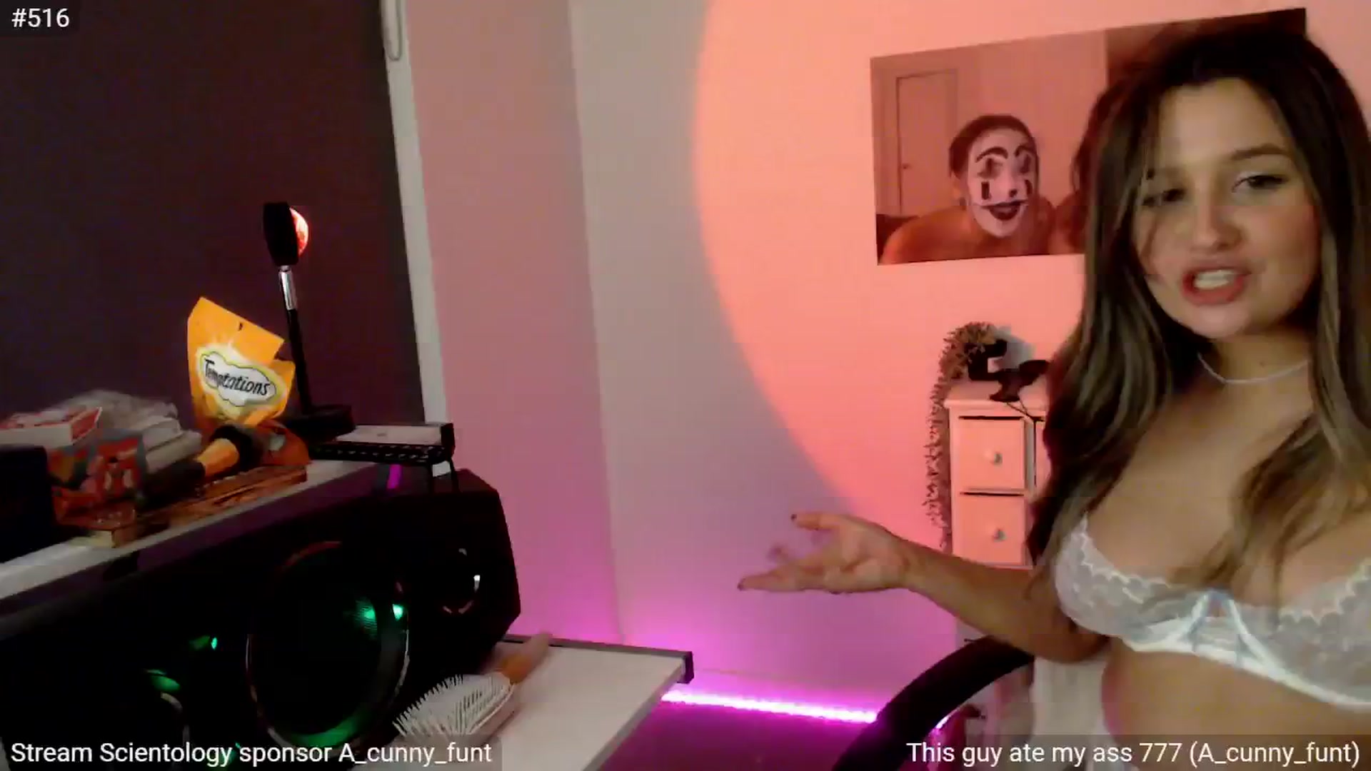 Gallery image thumbnail from StonksRoom's myfreecams stream on, 08/24/2024, 15:59 image 15 of 20