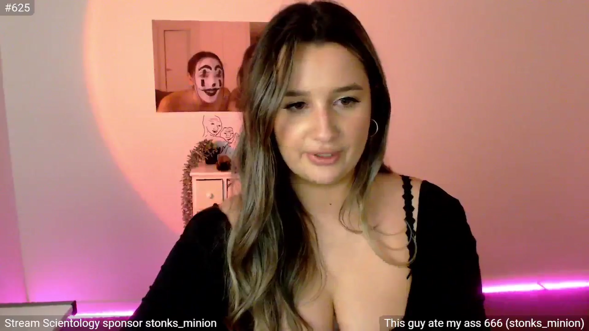 Gallery image thumbnail from StonksRoom's myfreecams stream on, 08/28/2024, 08:56 image 17 of 20