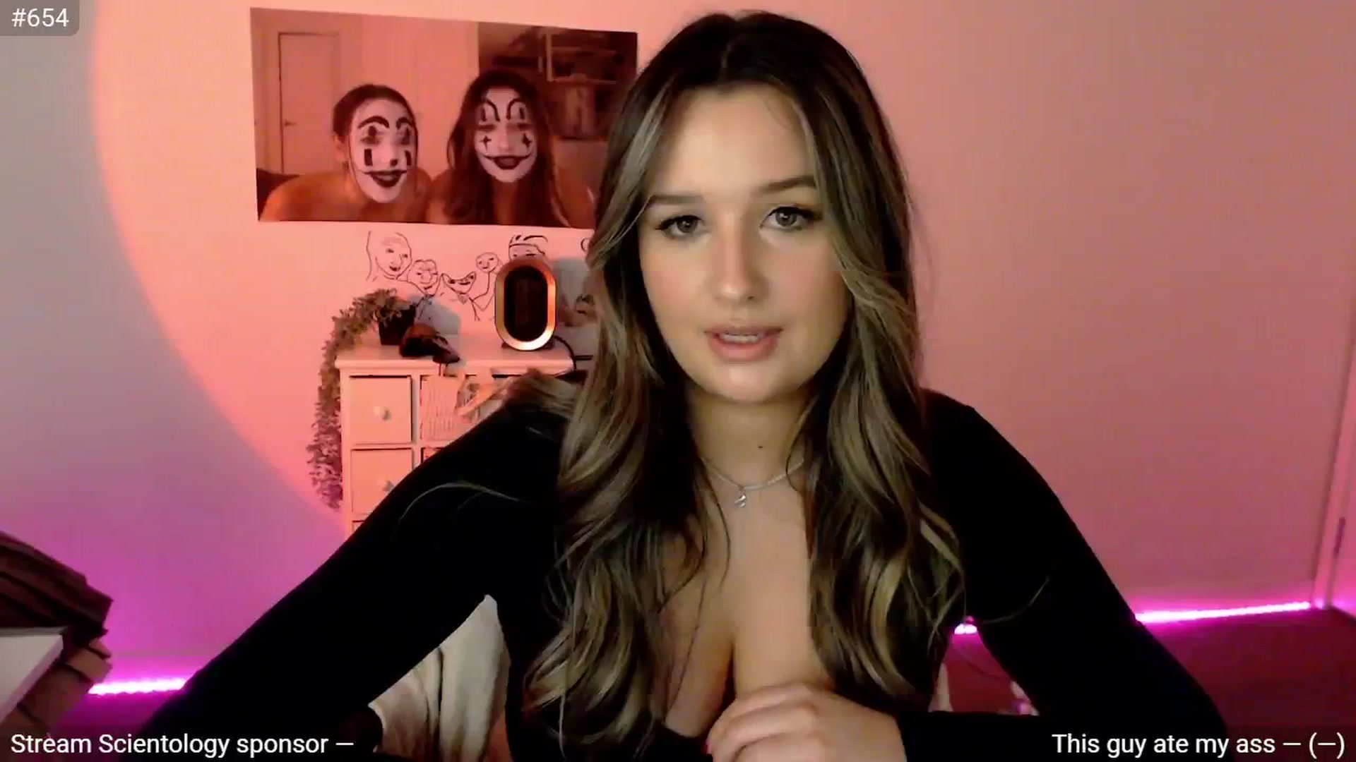 Gallery image thumbnail from StonksRoom's myfreecams stream on, 08/30/2024, 08:52 image 9 of 20