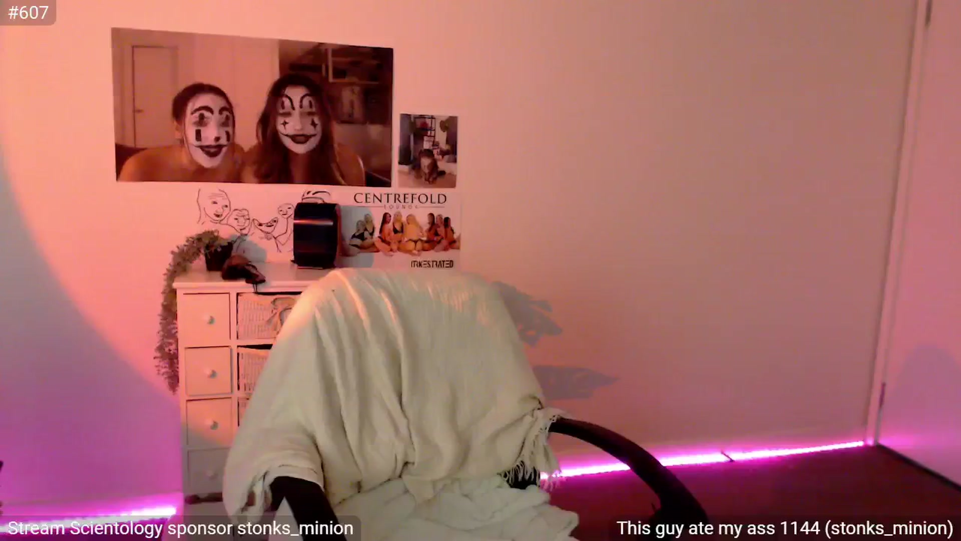 Gallery image thumbnail from StonksRoom's myfreecams stream on, 08/30/2024, 16:00 image 6 of 20