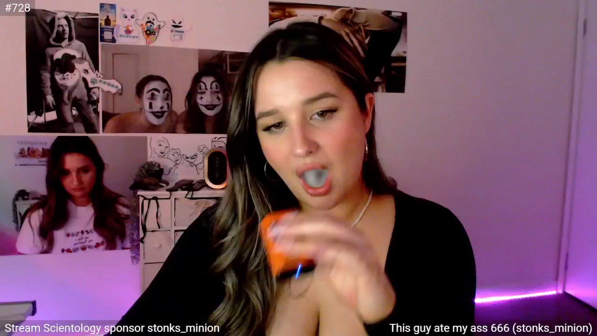Gallery image thumbnail from StonksRoom's myfreecams stream on, 10/15/2024, 13:11 image 10 of 20