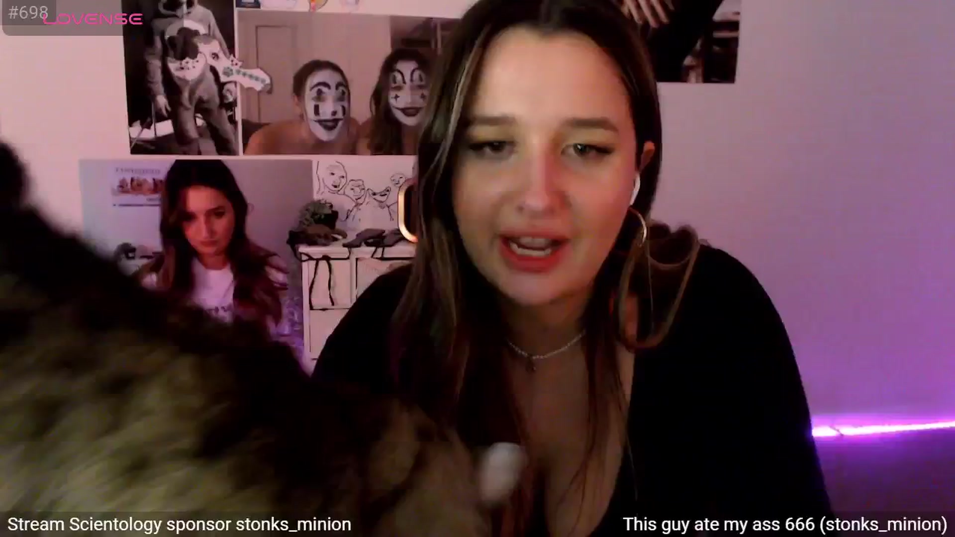 Gallery image thumbnail from StonksRoom's myfreecams stream on, 10/15/2024, 16:16 image 17 of 20