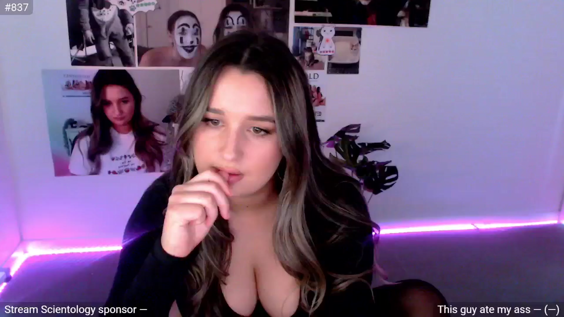 Gallery image thumbnail from StonksRoom's myfreecams stream on, 10/24/2024, 07:58 image 8 of 20