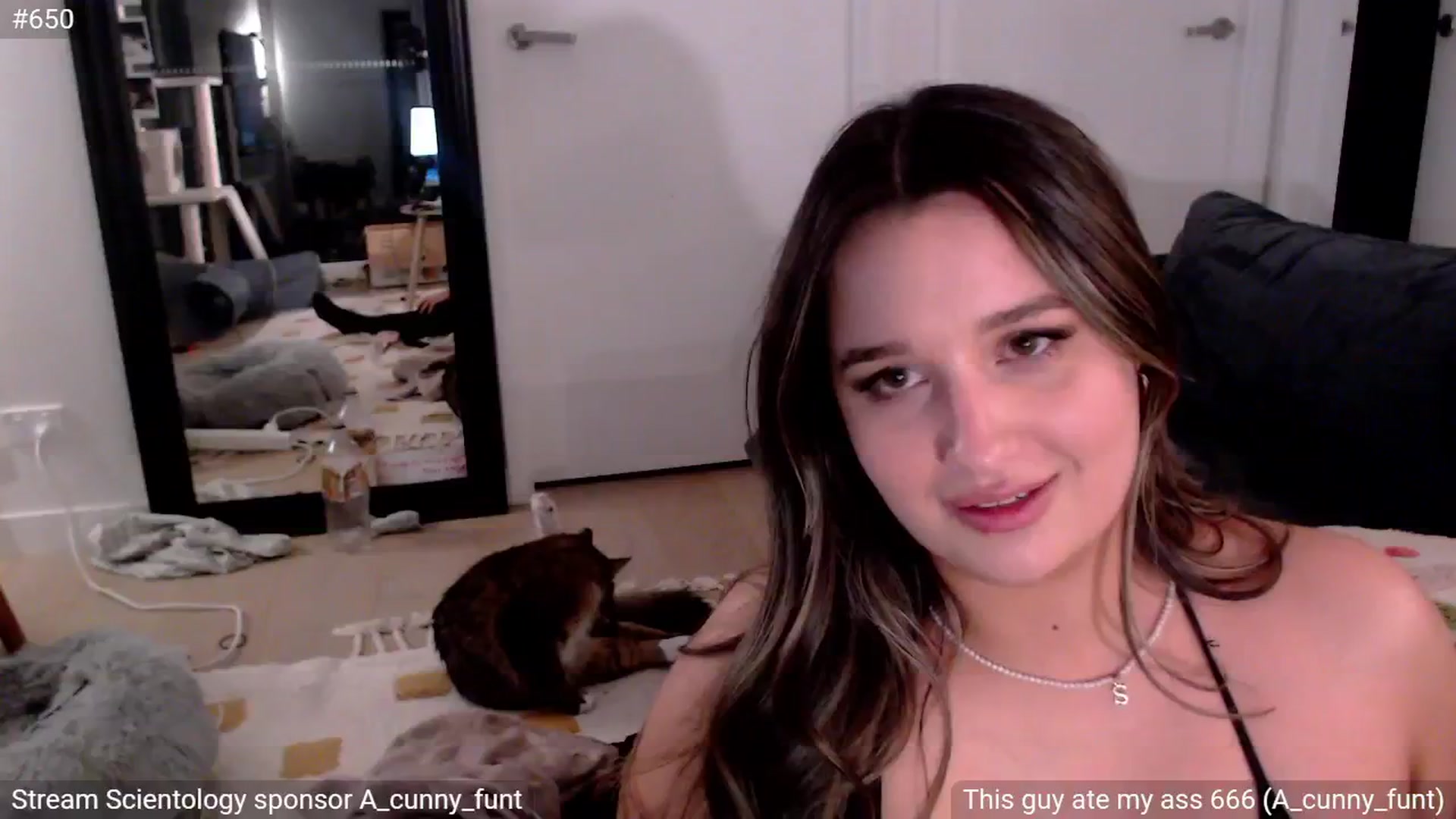 Gallery image thumbnail from StonksRoom's myfreecams stream on, 11/22/2024, 15:07 image 19 of 20