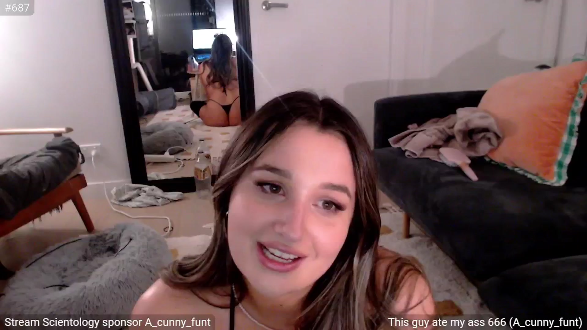 Gallery image thumbnail from StonksRoom's myfreecams stream on, 11/22/2024, 15:07 image 14 of 20
