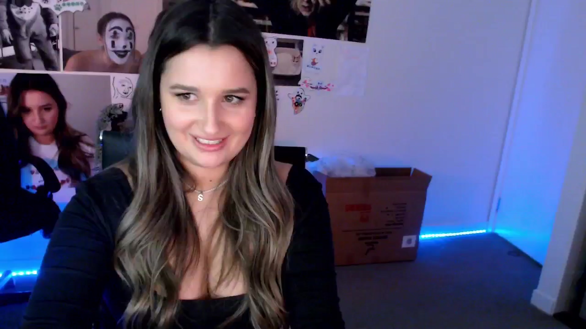 Gallery image thumbnail from StonksRoom's myfreecams stream on, 11/27/2024, 10:16 image 9 of 20