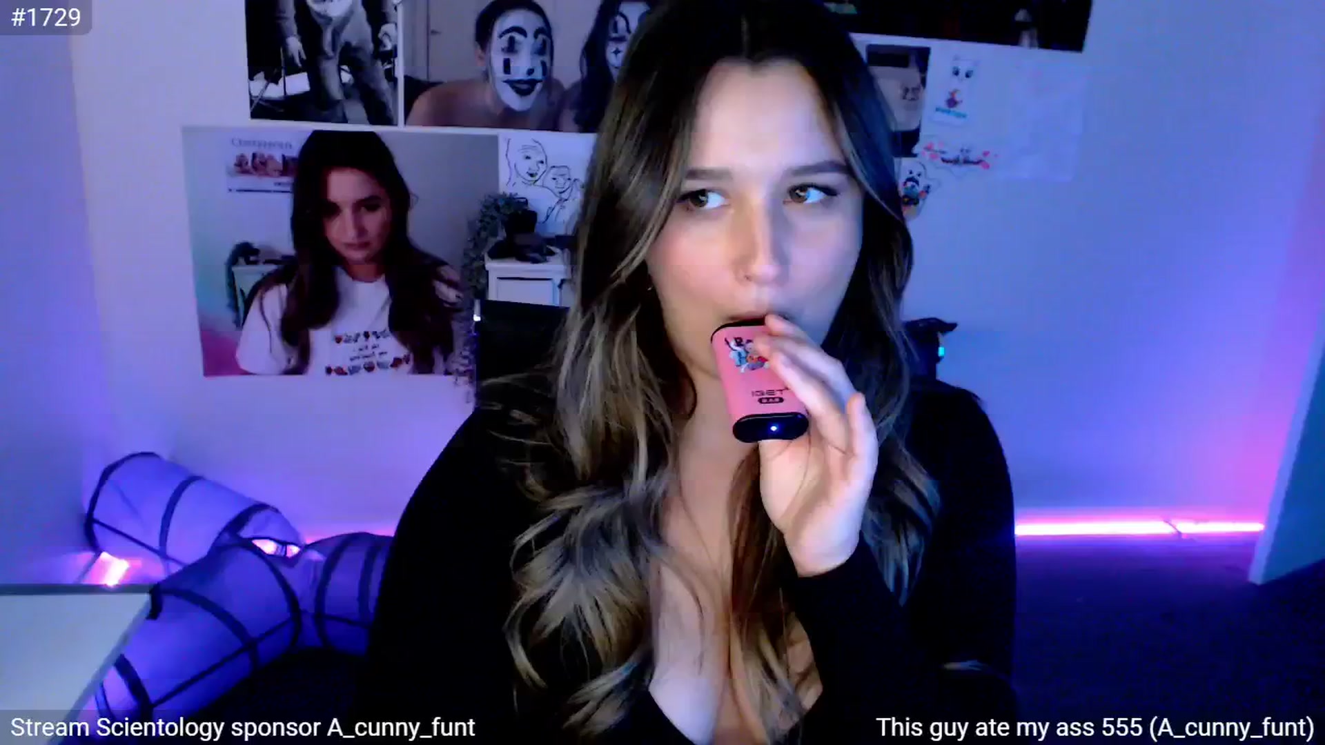 Gallery image thumbnail from StonksRoom's myfreecams stream on, 12/08/2024, 11:17 image 3 of 20