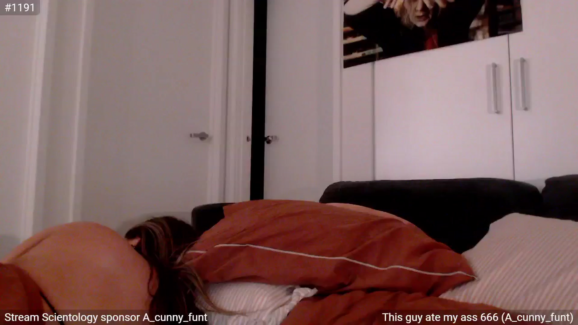 Gallery image thumbnail from StonksRoom's myfreecams stream on, 12/11/2024, 15:17 image 7 of 20