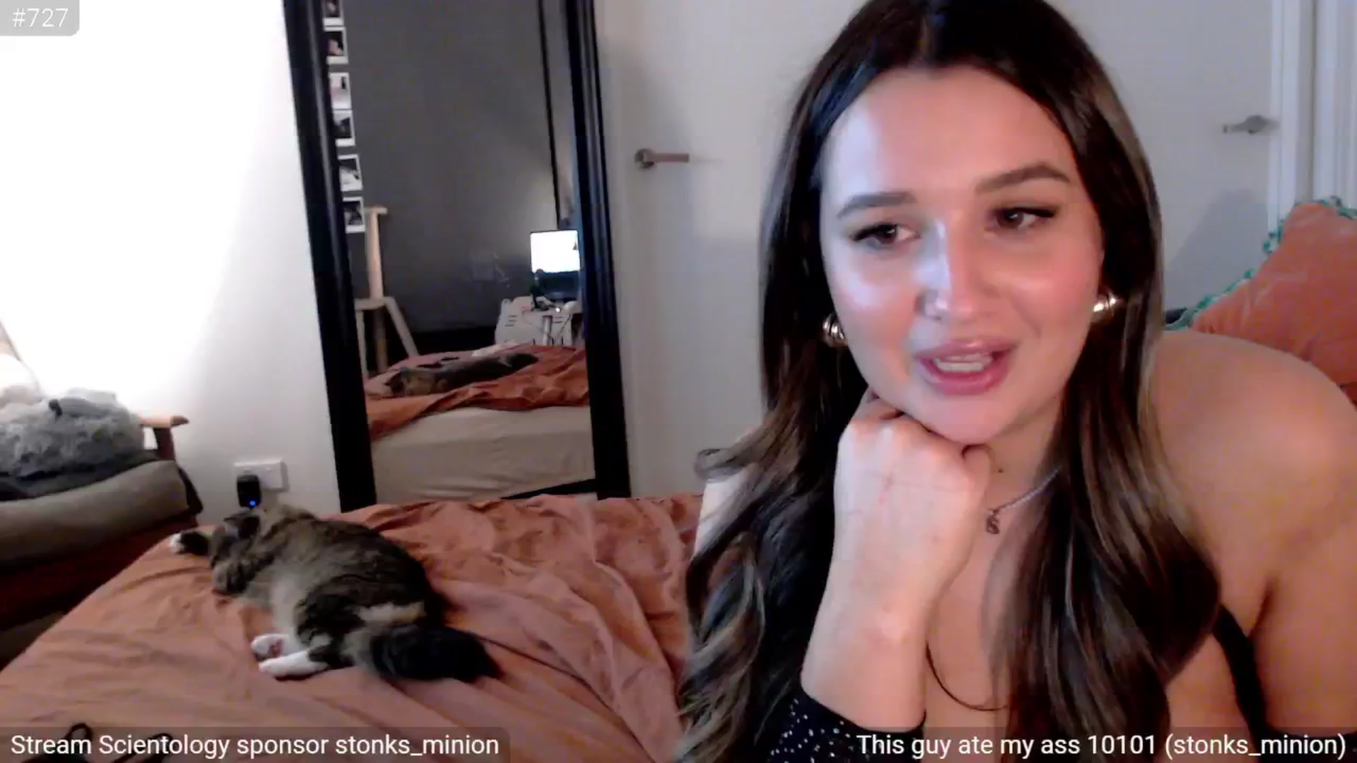 Gallery image thumbnail from StonksRoom's myfreecams stream on, 12/15/2024, 14:29 image 11 of 20