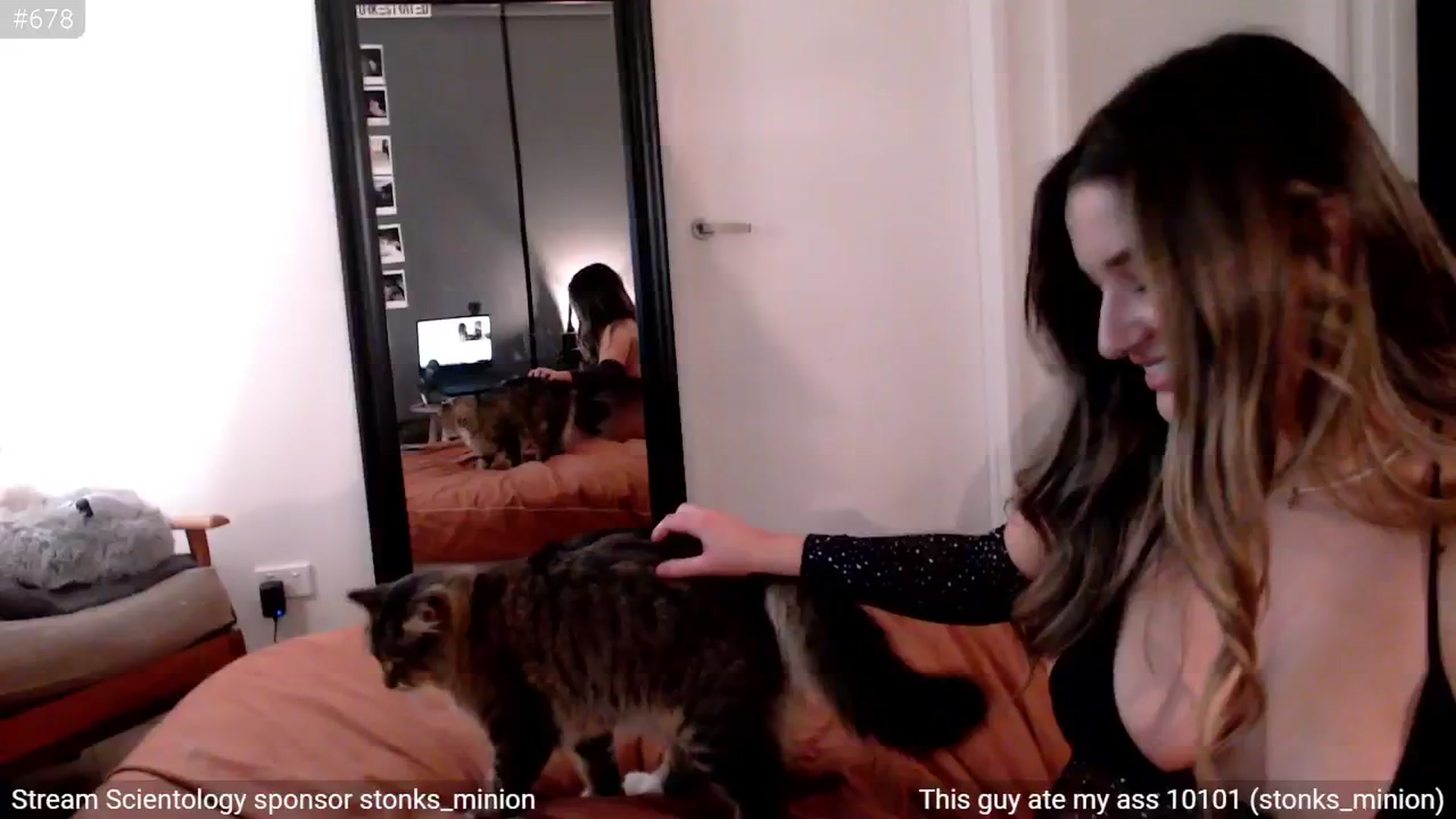 Gallery image thumbnail from StonksRoom's myfreecams stream on, 12/15/2024, 14:45 image 11 of 20