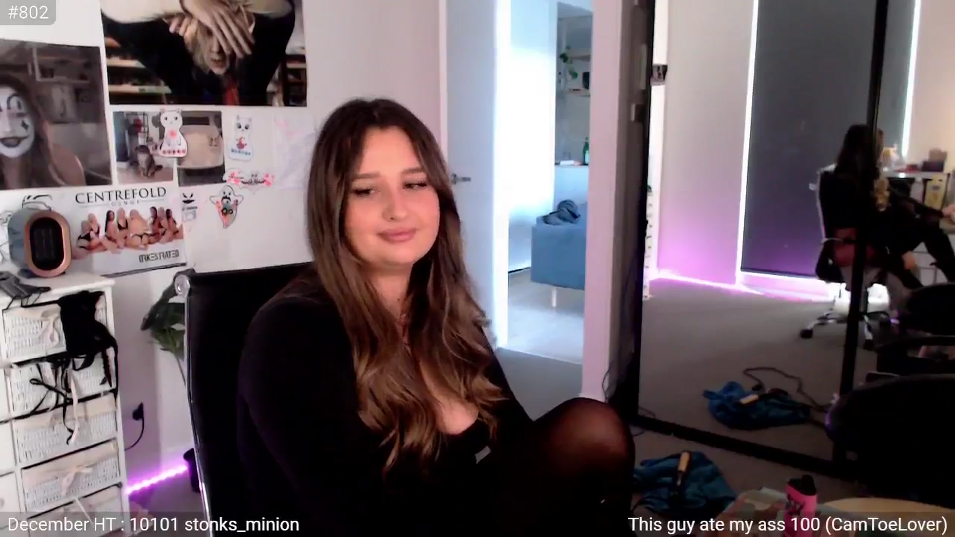Gallery image thumbnail from StonksRoom's myfreecams stream on, 12/18/2024, 08:24 image 18 of 20