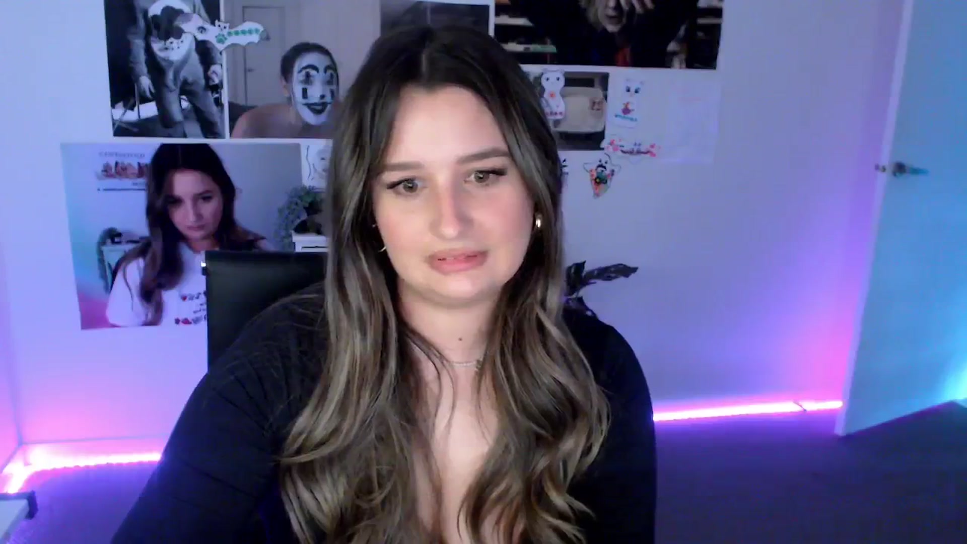 Gallery image thumbnail from StonksRoom's myfreecams stream on, 12/18/2024, 08:24 image 2 of 20