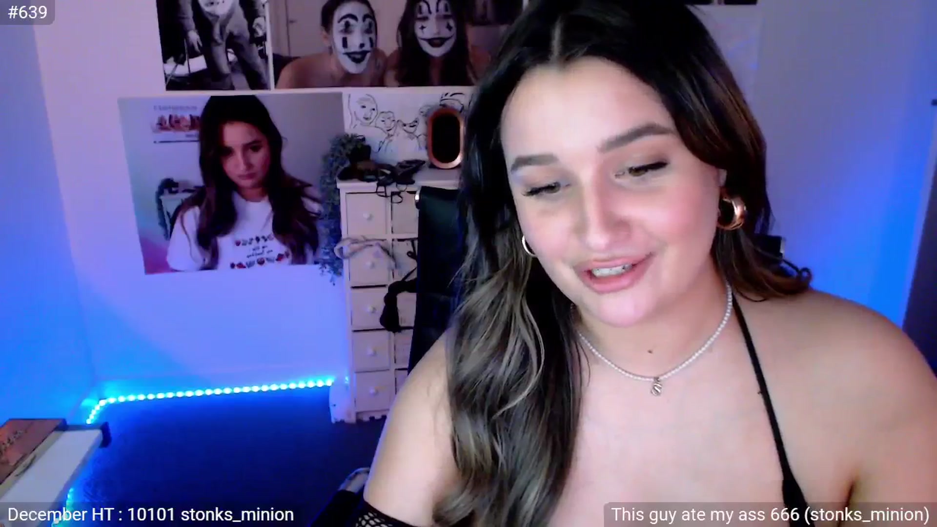 Gallery image thumbnail from StonksRoom's myfreecams stream on, 12/21/2024, 12:05 image 14 of 20