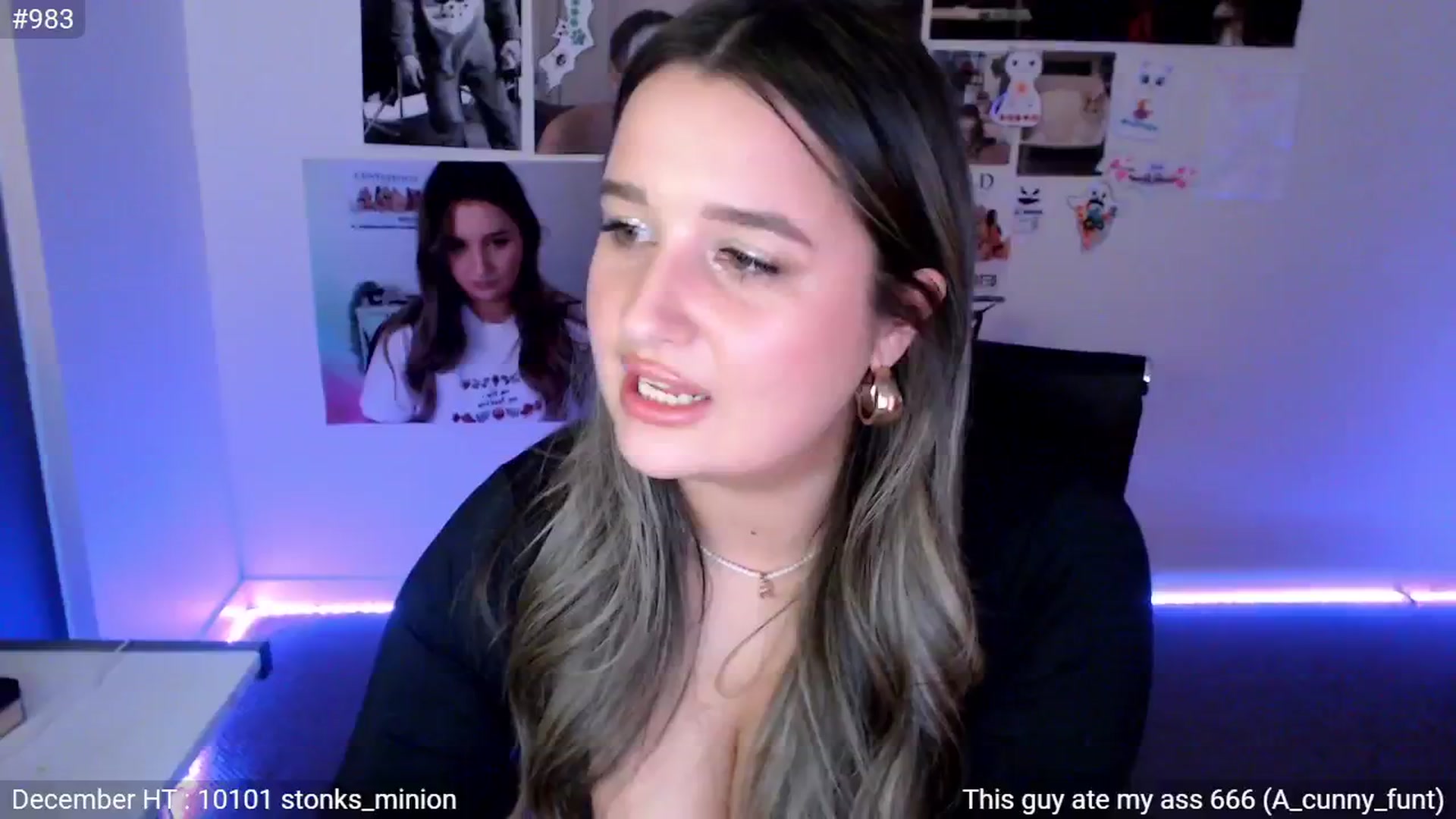 Gallery image thumbnail from StonksRoom's myfreecams stream on, 12/31/2024, 11:21 image 11 of 20